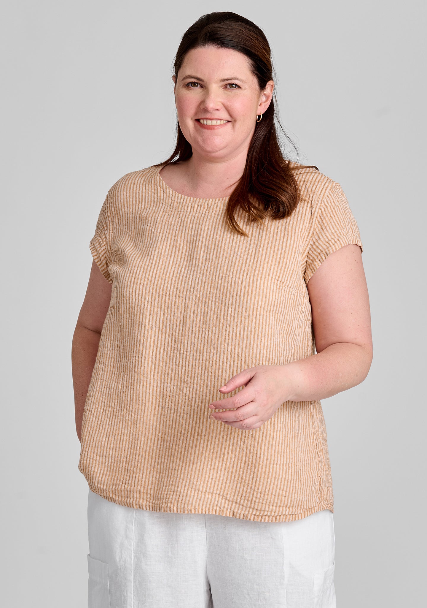 Tuck Back Tee - Soft Linen T-Shirt for Women | Breathable & Comfortable Summer Top | Perfect for Casual Wear, Beach Outings & Layering