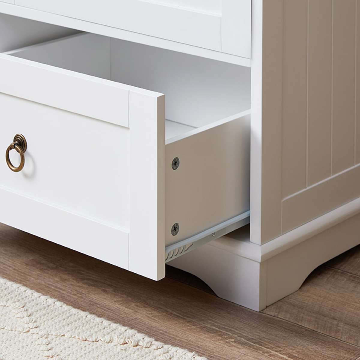 Stylish Hamptons Wardrobe with One Door - Perfect for Bedroom, Closet & Home Organization