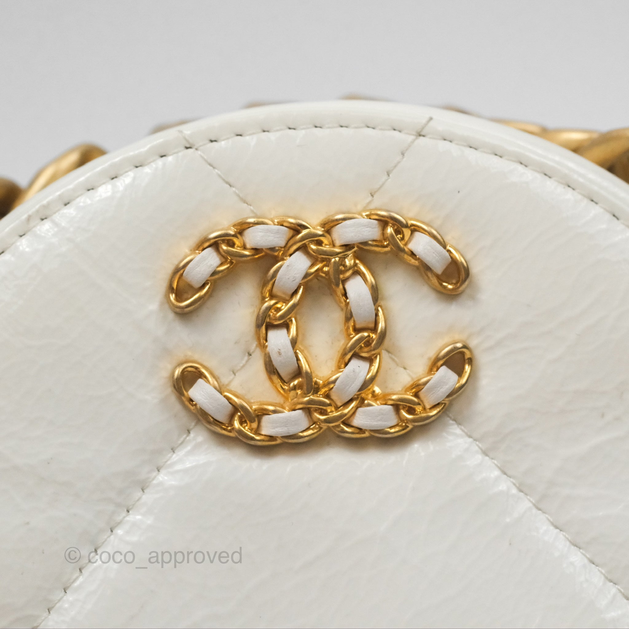 Chanel 19 Round Clutch With Chain - White Glazed Calfskin & Mixed Hardware Bag - Perfect for Evening Parties, Date Nights & Luxury Fashion Accessories