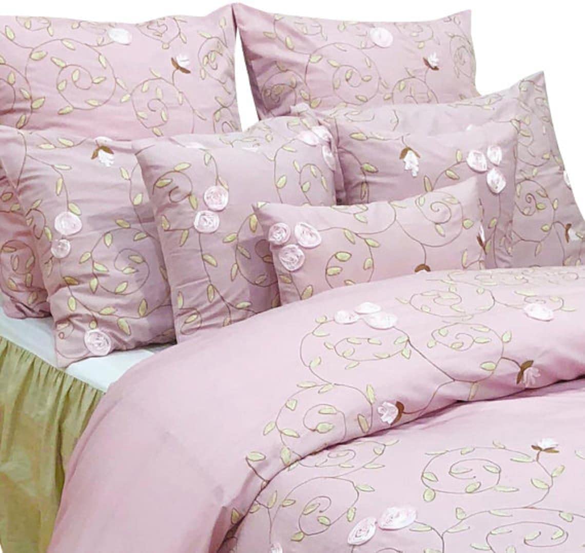 HomeCentric 8-Piece Floral Duvet Cover Set - Full/Double Size 80x80 Inches (203x203 cm) | Pink & Green Cotton Bedding with Ribbon Embroidery | Nature-Inspired Floral Design for Master Bedroom, Guest Room & Cozy Home Decor