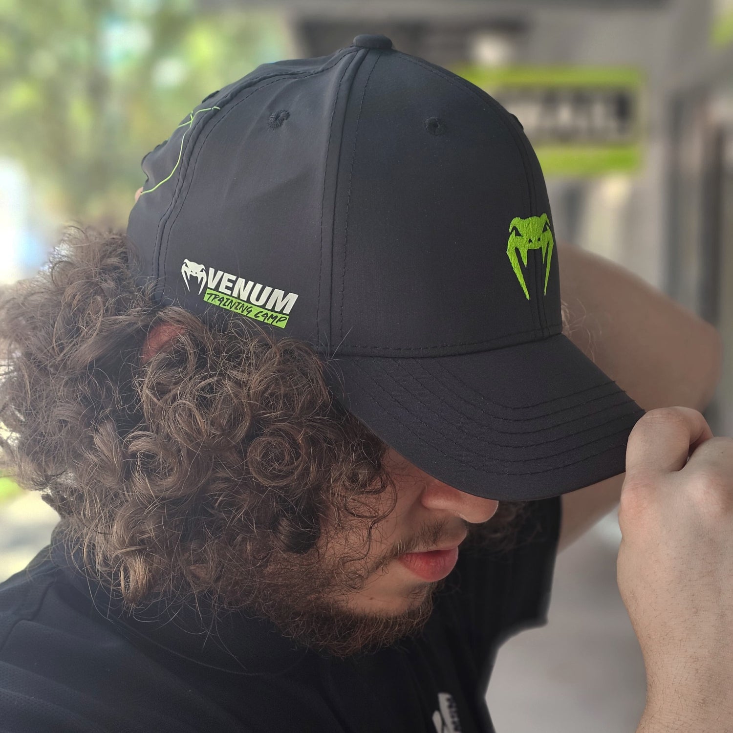 VENUM HAT TRAINING CAMP 4.0 Adjustable Black/Neon - Perfect for MMA, Boxing & Fitness Training