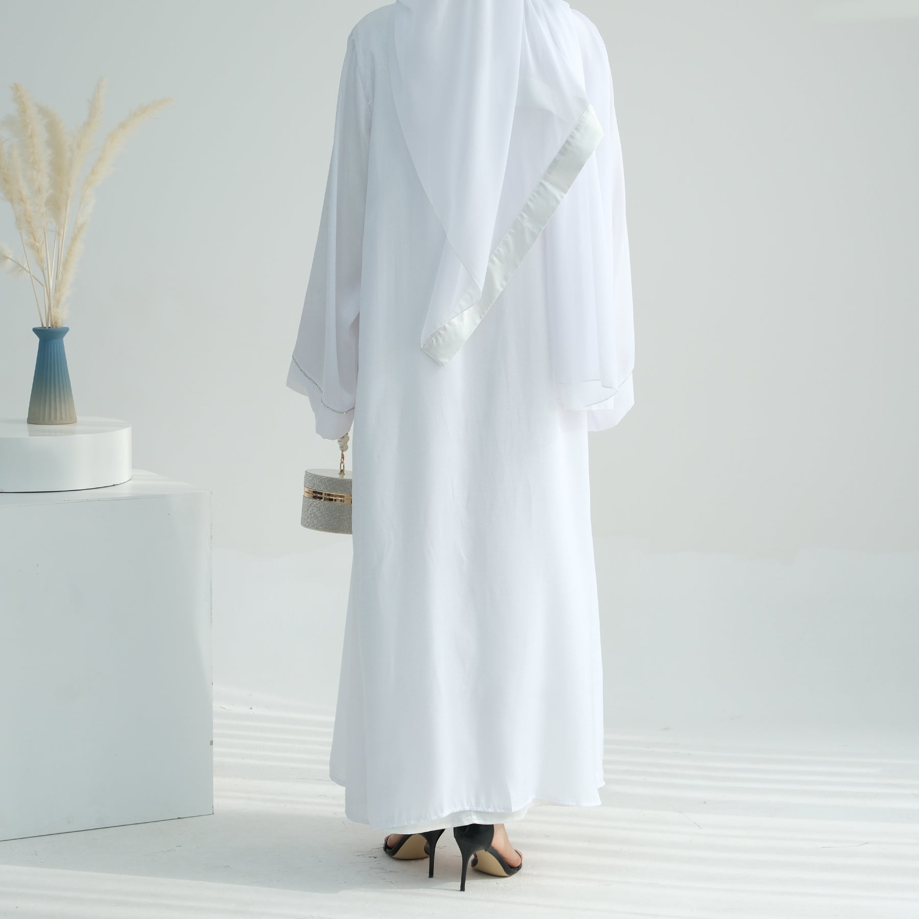 Angie Abaya Set - Elegant White Muslim Prayer Dress for Women | Perfect for Prayer, Mosque, and Special Occasions
