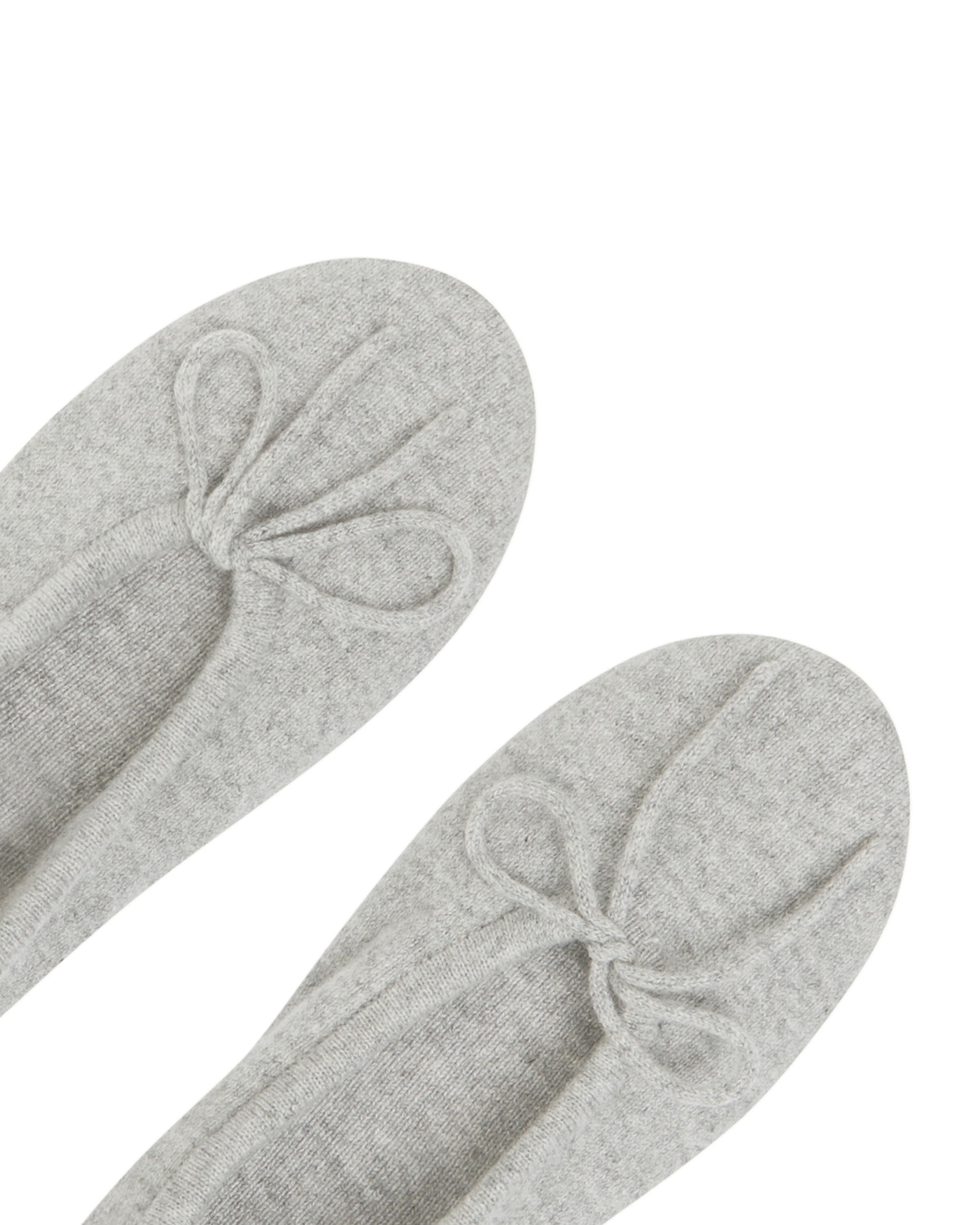Premium Women's Cashmere Slippers - Soft & Warm Fumo Grey House Shoes for Winter Comfort - Perfect for Home, Lounge & Gift Giving