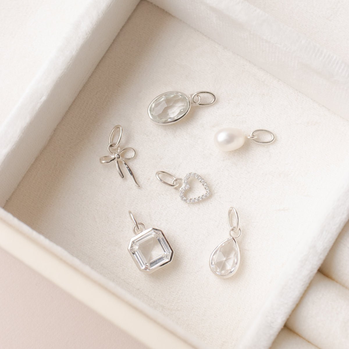 FRAICHE HELEN Baroque Pearl Charm Necklace - Sterling Silver Jewelry for Women, Elegant Gift for Wedding, Anniversary & Special Occasions