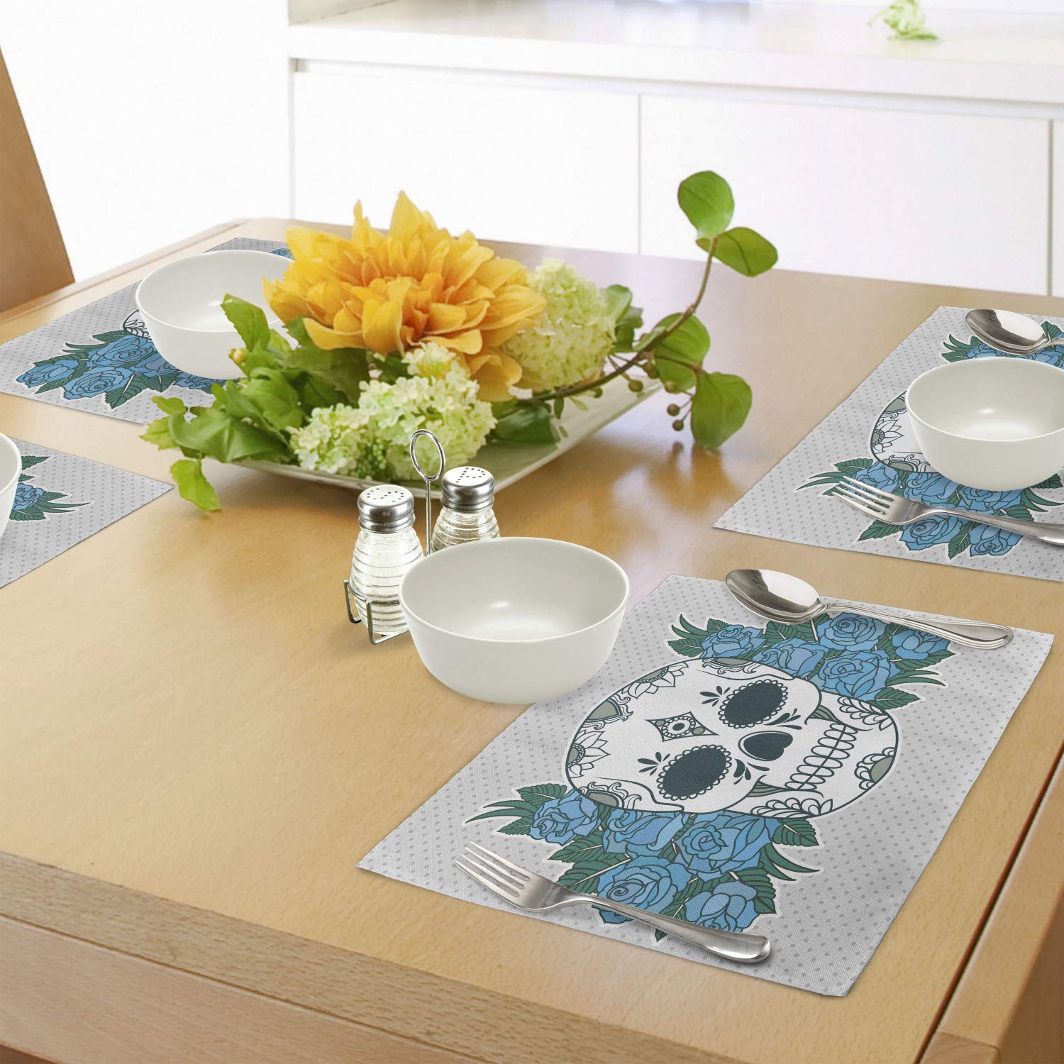 Ambesonne Skull Placemats Set of 4 - Gothic Skeleton Head with Oriental Paisley & Rose Leaf Design - Washable Fabric Table Mats for Dining Room & Kitchen Decor in Teal, Fern Green & White - Perfect for Halloween Parties, Gothic Home Decor & Themed Dinners