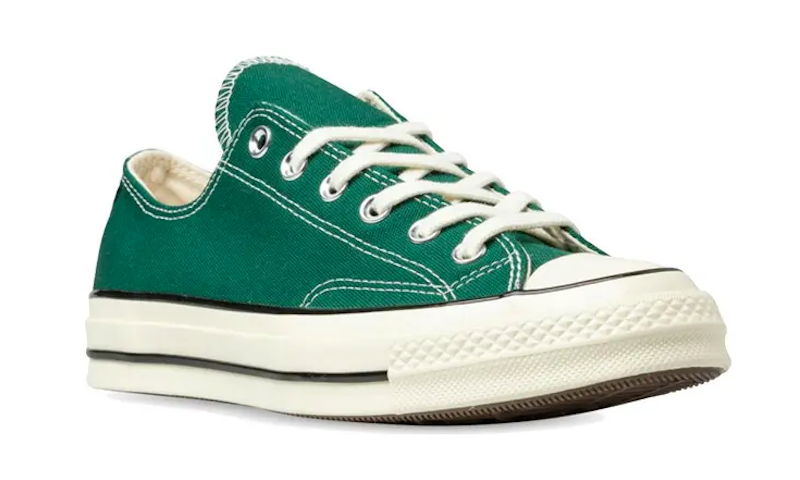 Converse Chuck Taylor All Star Low Top Sneakers for Men & Women - Classic Canvas Casual Shoes for Everyday Wear, Street Style & Fashion Outfits