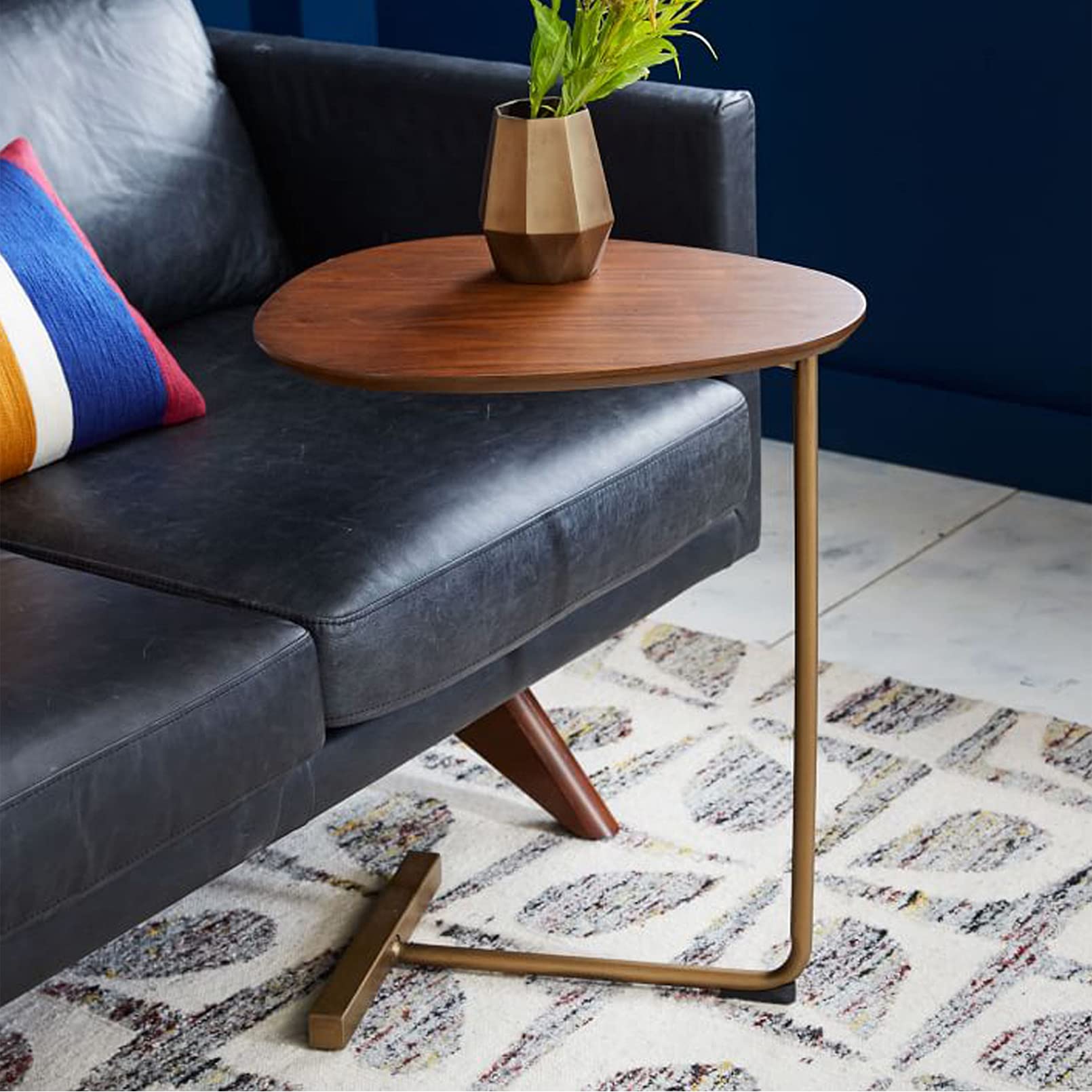 Modern Round C-Shaped Side Table - 24 Inch Small Narrow End Table for Bed, Sofa & Living Room - Wood & Metal Coffee Snack TV Tray - Brown - Perfect for Bedroom, Lounge & Movie Nights