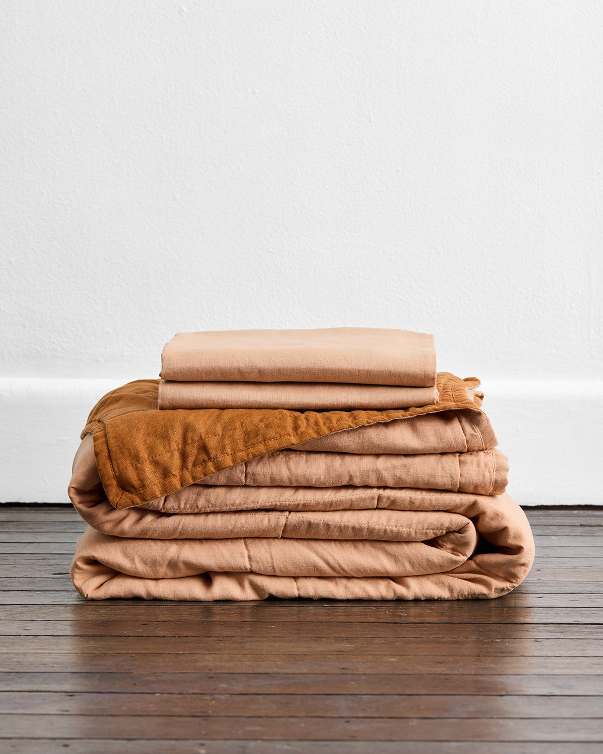 100% French Flax Linen Quilt Set - Terracotta & Rust Color - Breathable & Eco-Friendly Bedding for All Seasons | Perfect for Master Bedroom, Guest Room & Bohemian Home Decor