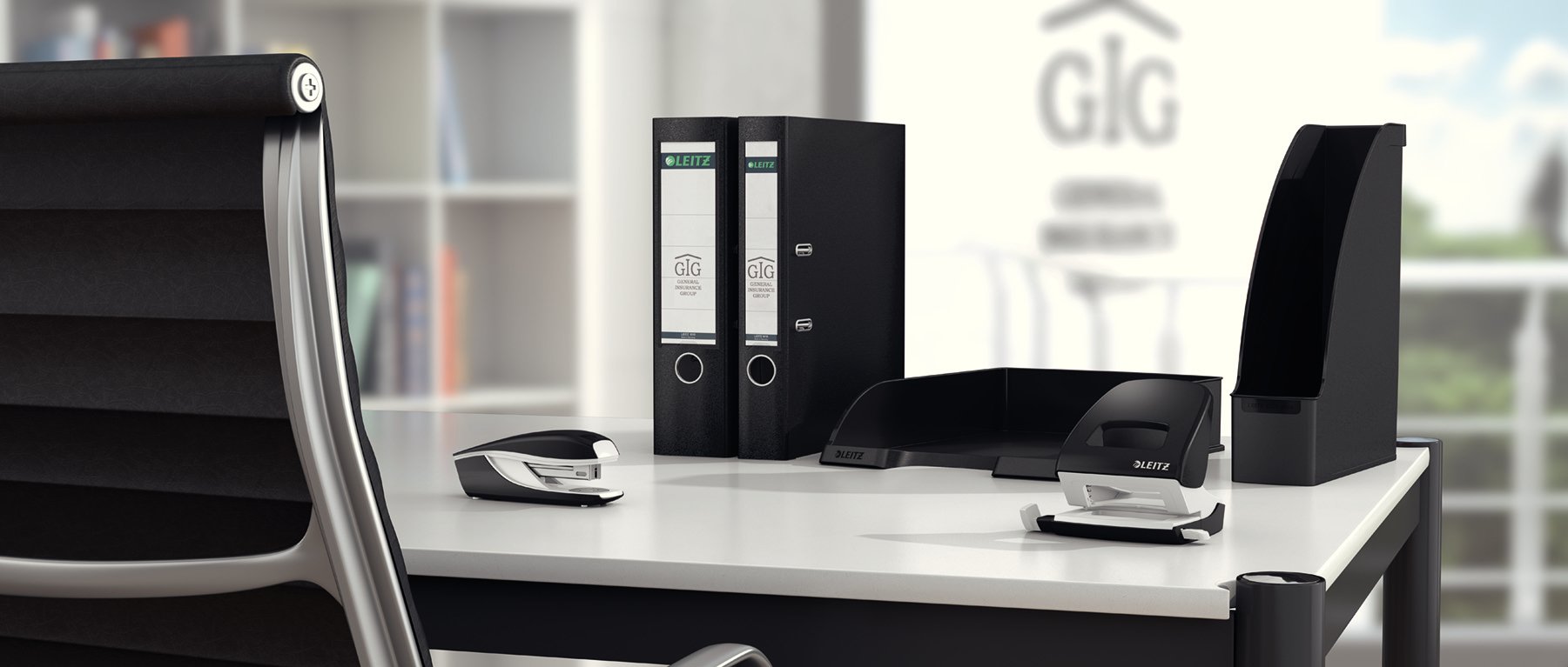 Leitz NeXXt 50950035 Office Set - 5008 Hole Punch & 5502 Stapler in Black | Heavy Duty Paper Puncher & Stapler Combo for Home Office, School, Business | Blister Packaged