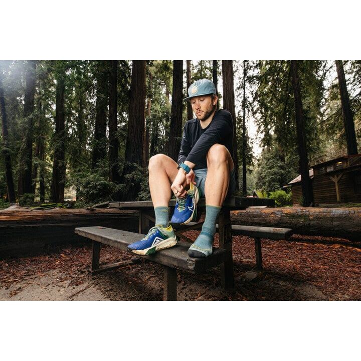 Darn Tough Light Hiker Micro Crew Lightweight Hiking Socks for Men - Moisture-Wicking & Cushioned for All-Day Comfort on Trails, Camping, and Outdoor Adventures