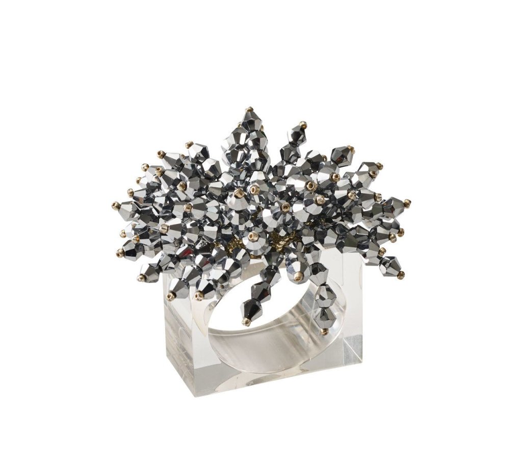 Elegant Napkin Rings Set of 4 - Premium Stainless Steel Dinnerware Accessories for Wedding, Holiday & Formal Table Decor