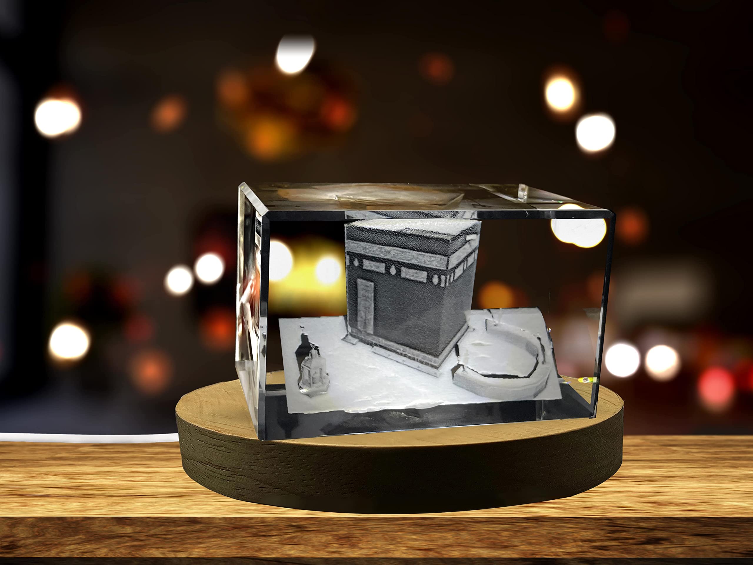 Al Kaaba 3D Engraved Crystal Keepsake - Personalized Photo Gift, Custom Home Decor & Collectible Souvenir (X-Large) - Perfect for Ramadan Gifts, Islamic Home Decor & Special Occasion Presents