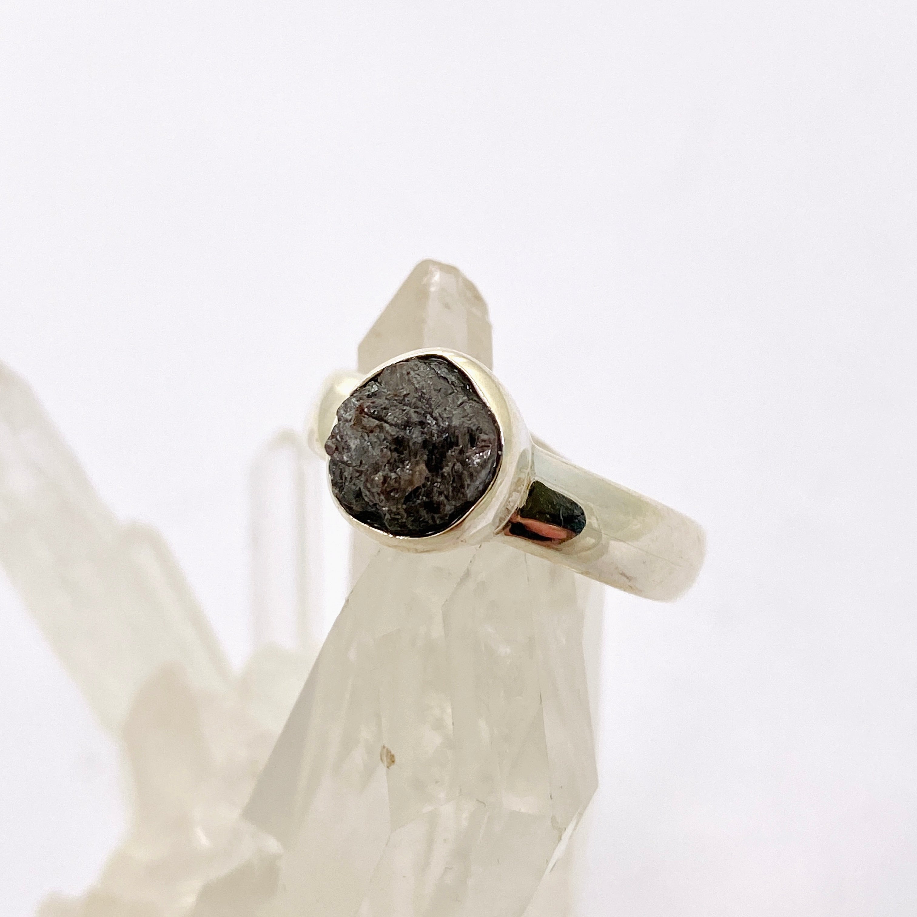 Natural Rough Diamond Round Raw Ring - Size 6 (PRGJ886) for Women's Jewelry, Engagement, Wedding & Special Occasions