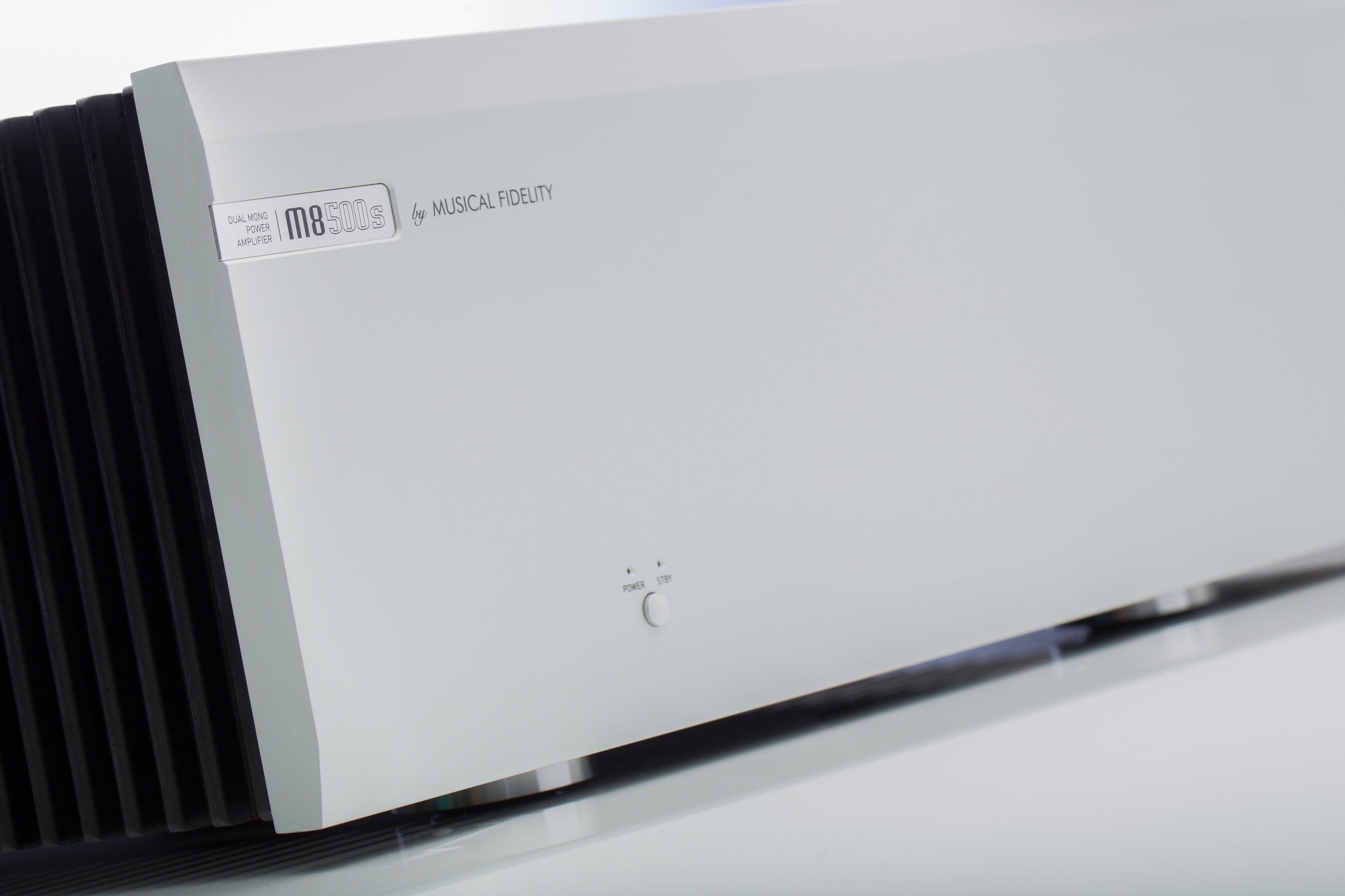 Musical Fidelity M8S 500S High-End Power Amplifier - 500W Stereo Audio Amplifier for Home Theater & Hi-Fi Systems | Perfect for Audiophiles & Music Enthusiasts