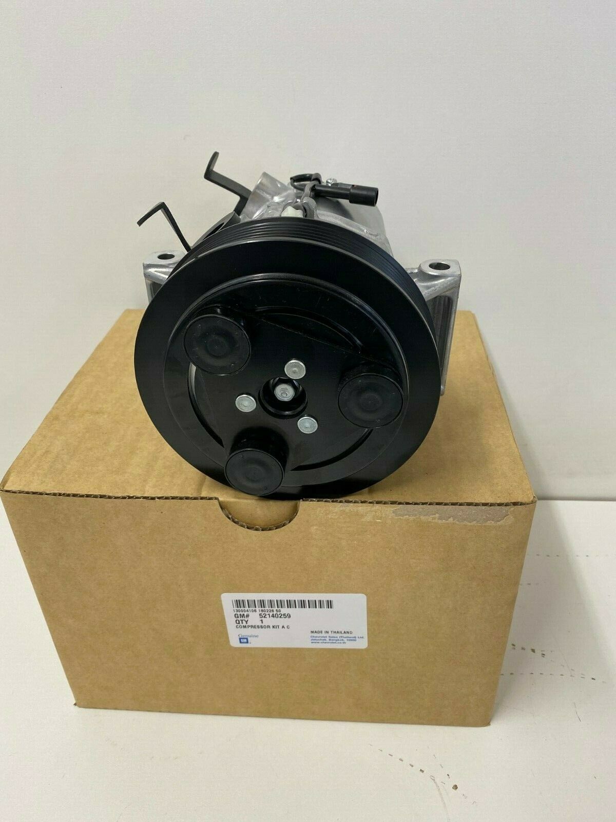 Genuine Holden Colorado Air Conditioning Compressor 2013-2020 Diesel Engine Replacement Part - Perfect for AC Repair & Cooling System Maintenance