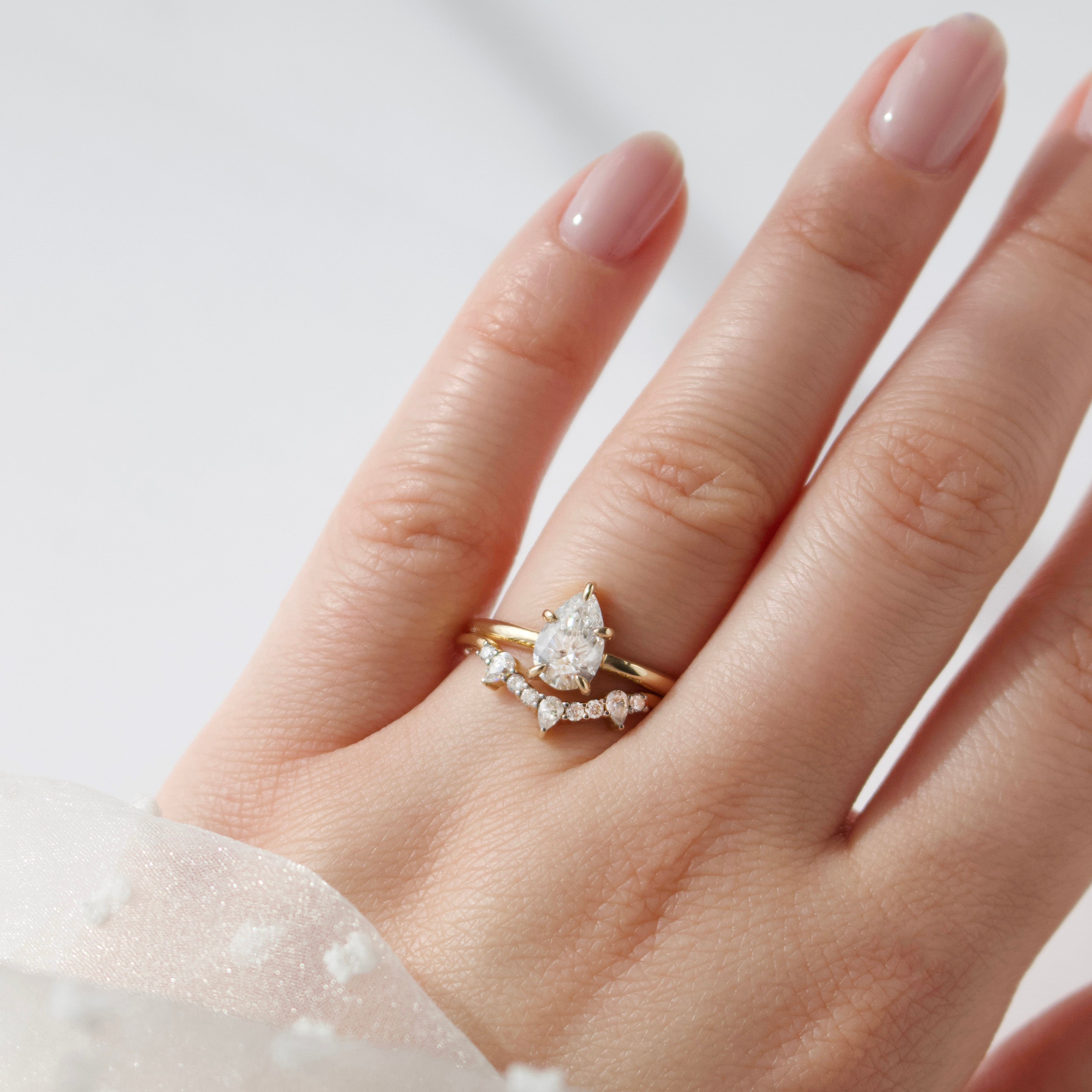 Isla Pear Solitaire Diamond Ring - 14K White Gold Pear Cut Diamond Engagement Ring for Women - Perfect for Proposals, Anniversaries & Special Occasions