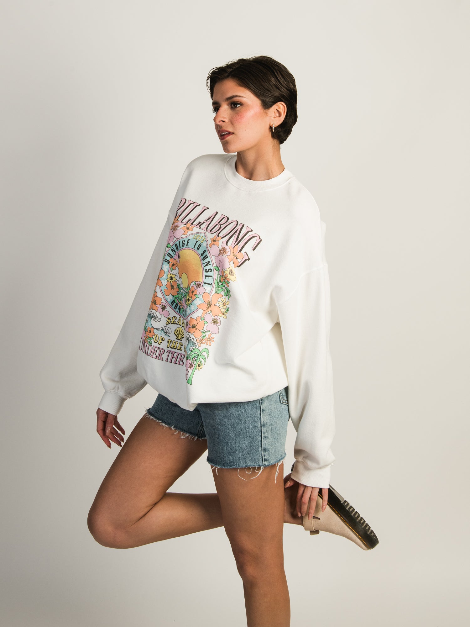 BILLABONG Ride In Oversized Crewneck Sweatshirt - Comfortable & Stylish Unisex Pullover for Casual Wear, Street Fashion & Outdoor Activities