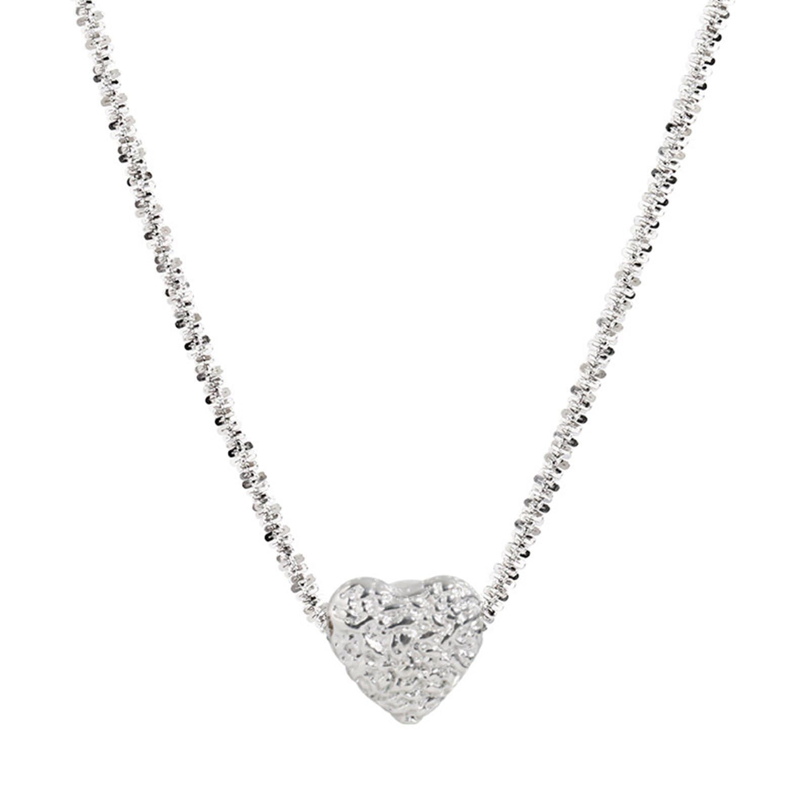 Elegant Heart Pendant Necklace for Women - Sparkling Y2K Choker Jewelry with Clavicle Charm, Perfect for Daily Wear, Date Night & Special Occasions