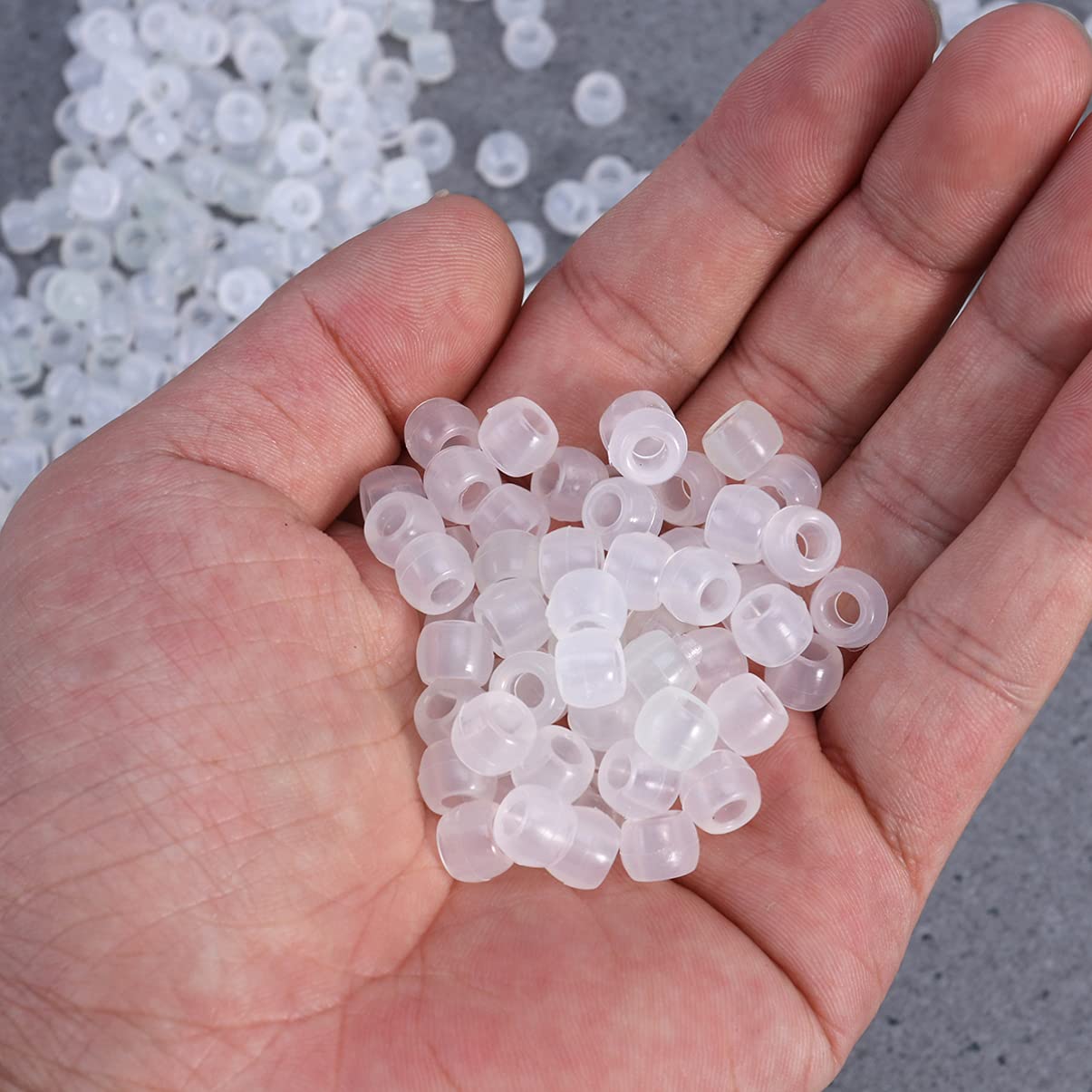 250pcs UV Color Changing Beads - Clear Solar Reactive Plastic Beads for Jewelry Making, DIY Crafts, Science Experiments & Outdoor UV Detection