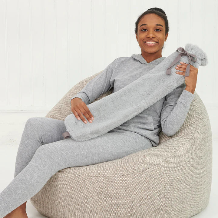 2L Long Hot Water Bottle with Soft Grey Faux Fur Cover & Ribbon Tie - Perfect for Winter Warmth, Period Pain Relief & Cozy Nights