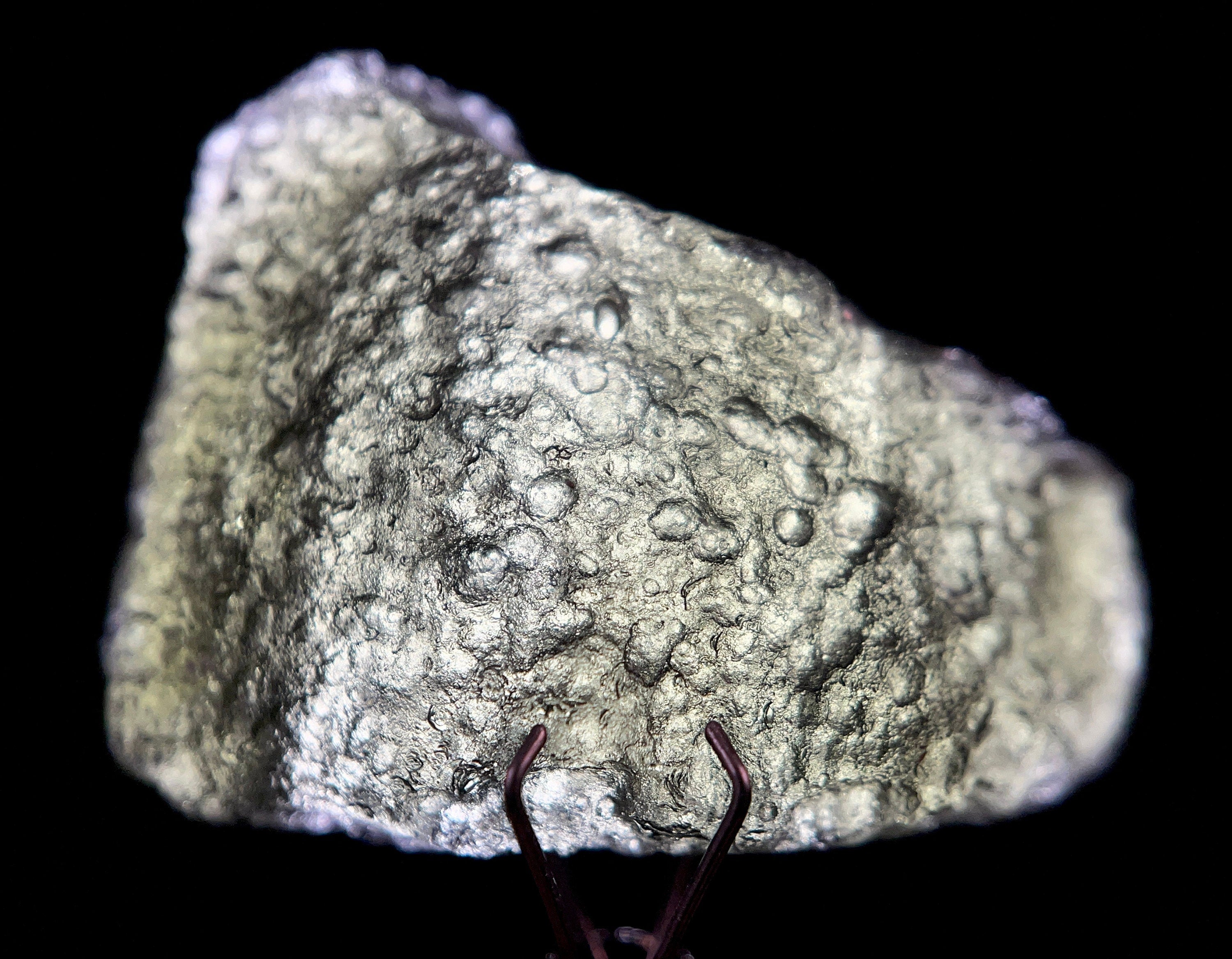 4.1g Genuine Raw Moldavite Crystal Stone - Natural Green Moldavite for Jewelry Making, Meditation & Energy Healing (51508)