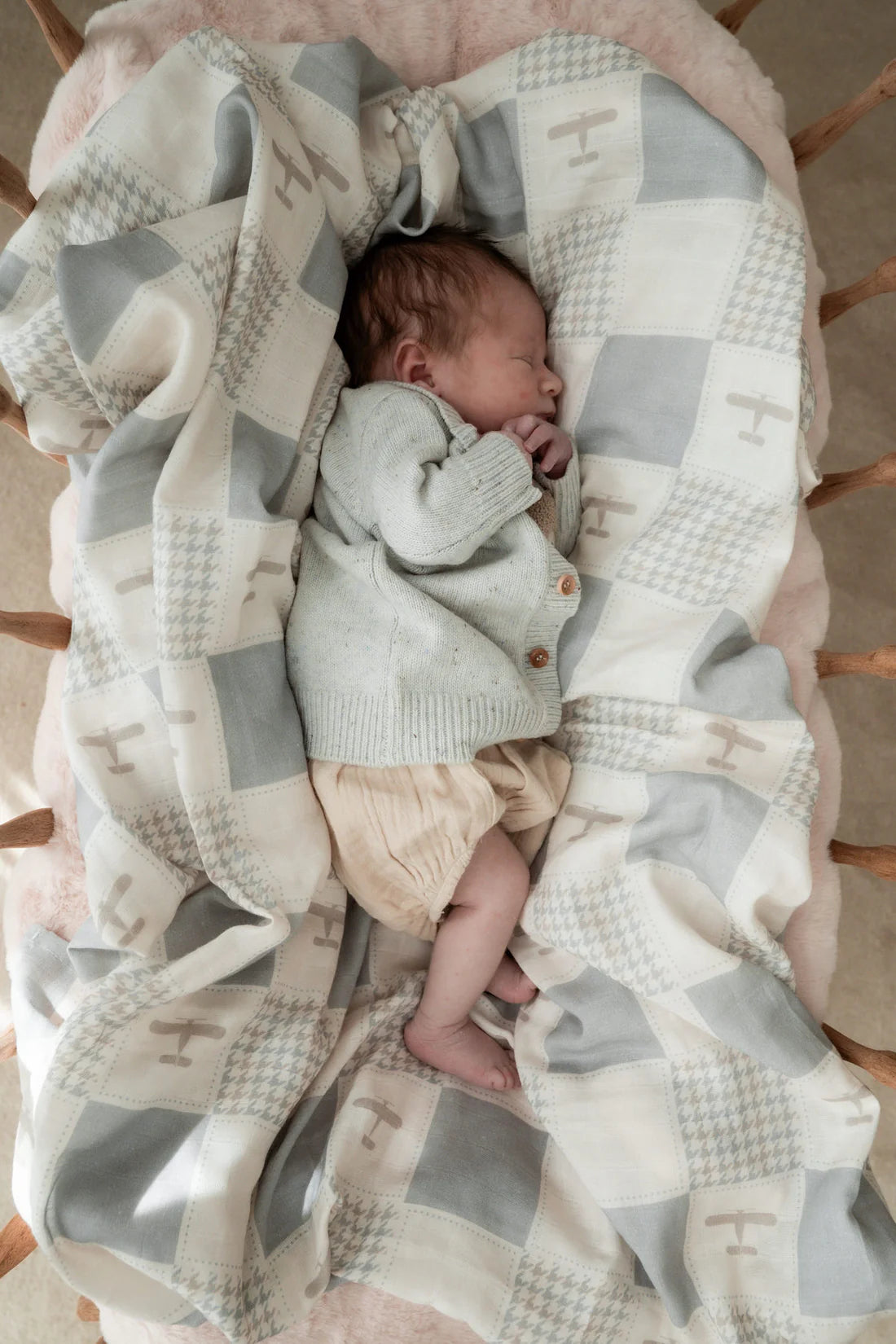 Organic Muslin Swaddle Blanket - Soft & Breathable Baby Wrap for Newborns - Perfect for Swaddling, Nursing Cover & Stroller Use - Wright Flyer Design
