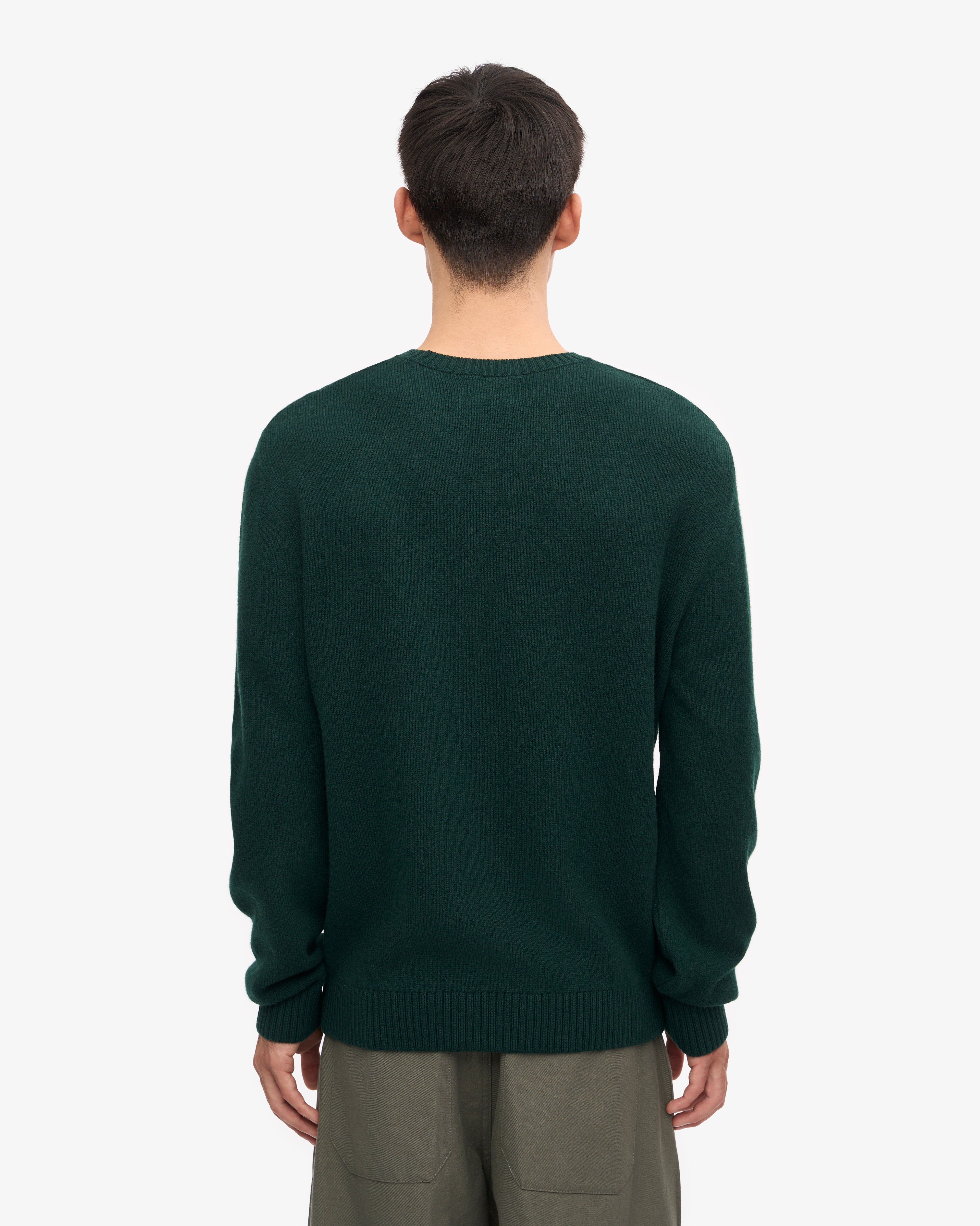 Premium Classic Merino Wool Crew Neck Sweater - Soft & Warm Emerald Green Pullover for Men & Women | Perfect for Winter, Fall & Casual Outfits