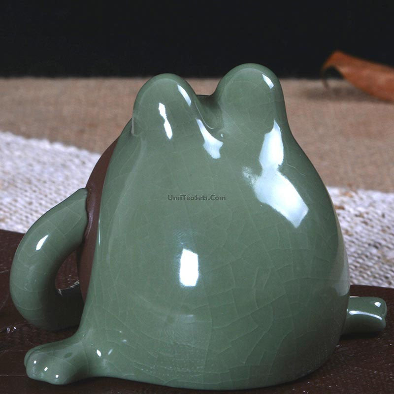 Premium Ge Kiln Ceramic Clay Frog Tea Pet - Handcrafted Zen Tea Companion for Gongfu & Japanese Tea Ceremony - Perfect Gift for Tea Lovers & Meditation Spaces