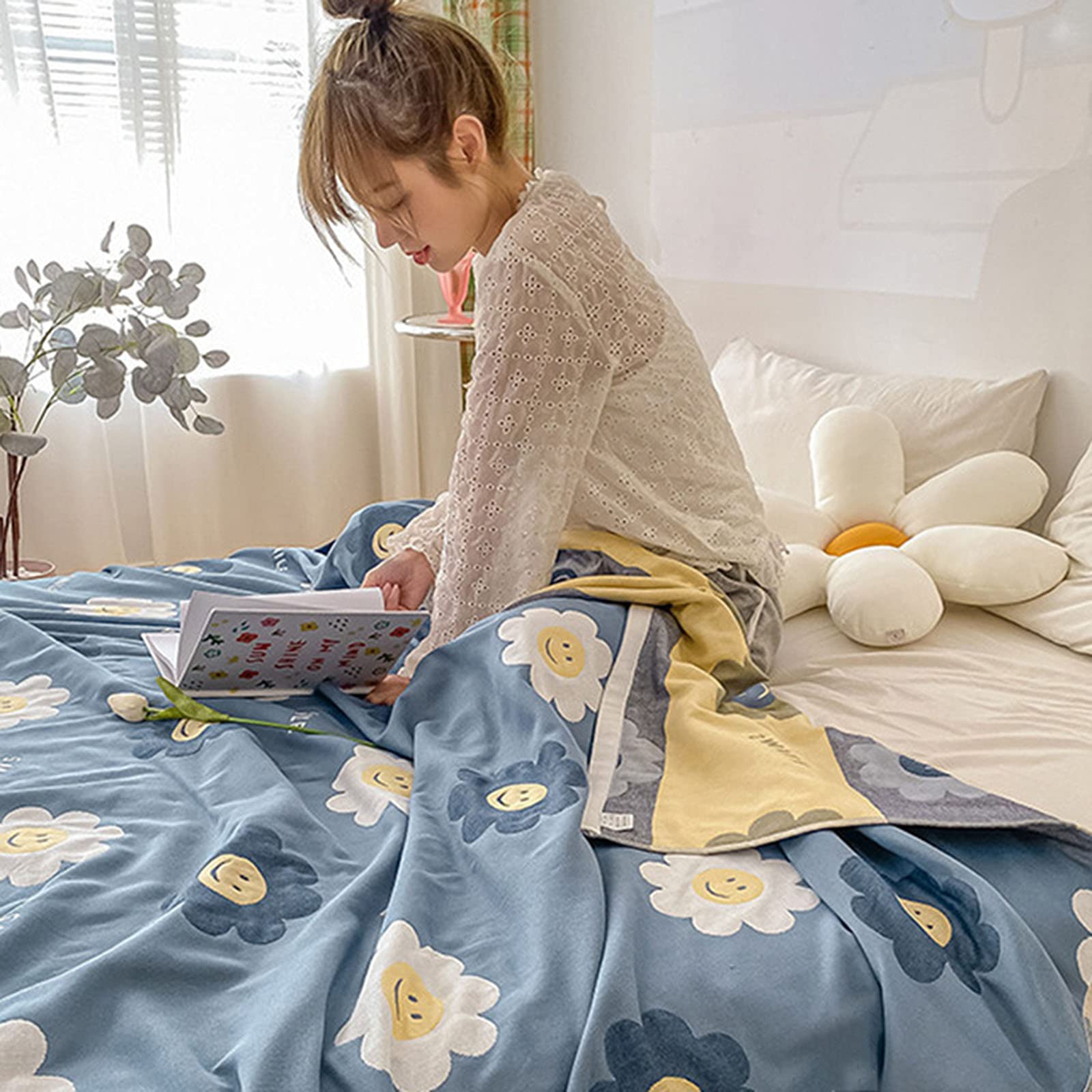 Lightweight Cooling Blanket for Hot Sleepers - 100% Cotton Summer Throw Blanket, Ultra Soft & Breathable for Night Sweat Relief - Perfect for Bedroom, Sofa & Travel Use