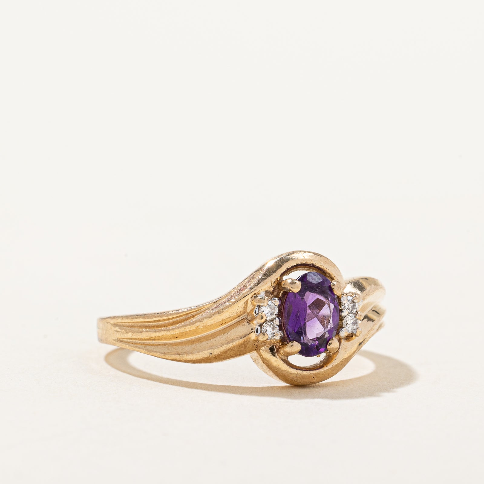 Amethyst & Diamond Ring - 0.20ct Amethyst with 0.02ctw Diamond Accents - Size 7 - Elegant Purple Gemstone Jewelry for Women - Perfect for Engagement, Anniversary & Special Occasions