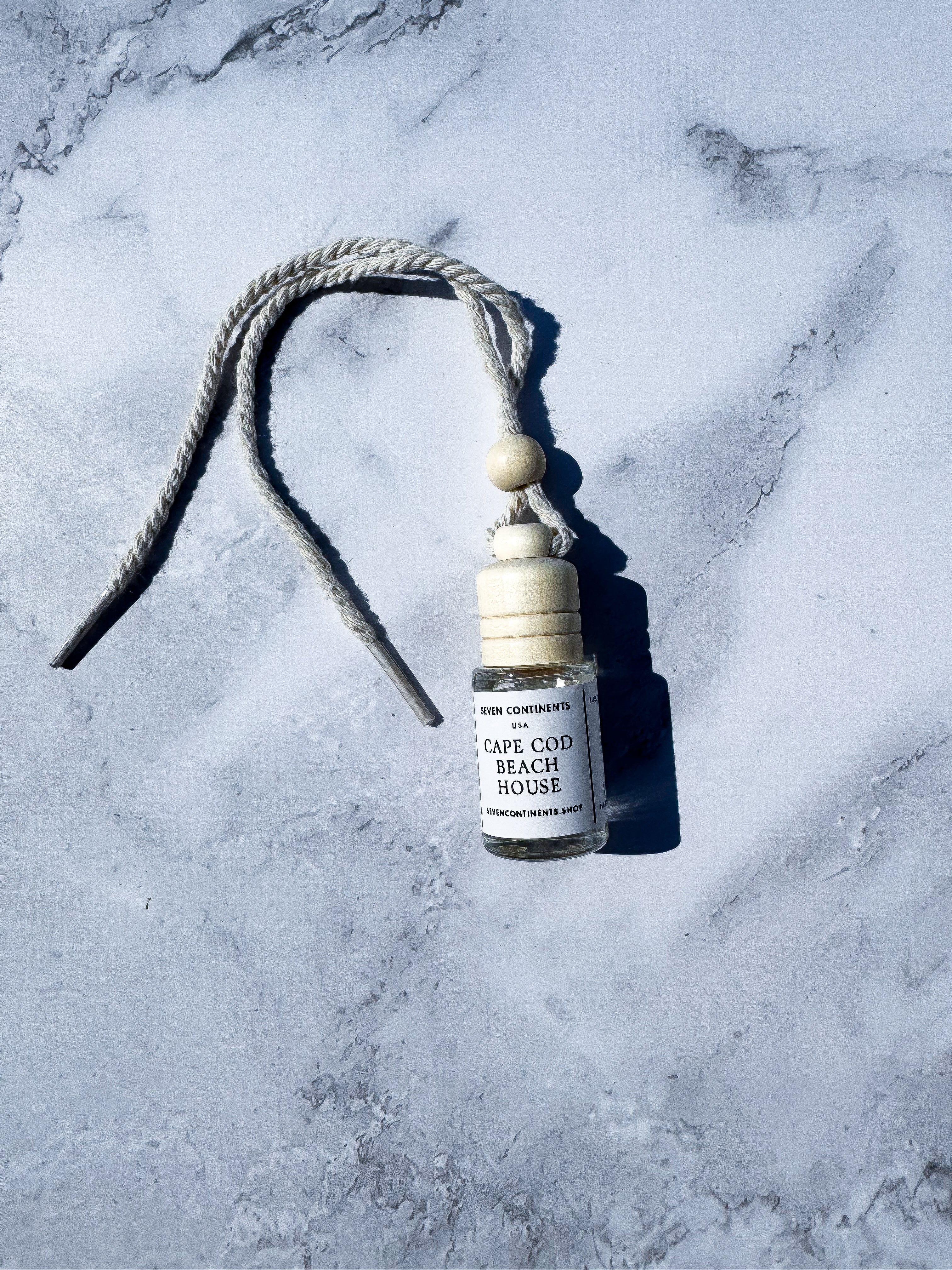 Mini Car Diffuser for Aromatherapy - Portable Essential Oil Diffuser for Home, Office & Travel - Perfect for Cape Cod Beach House Decor & Relaxation