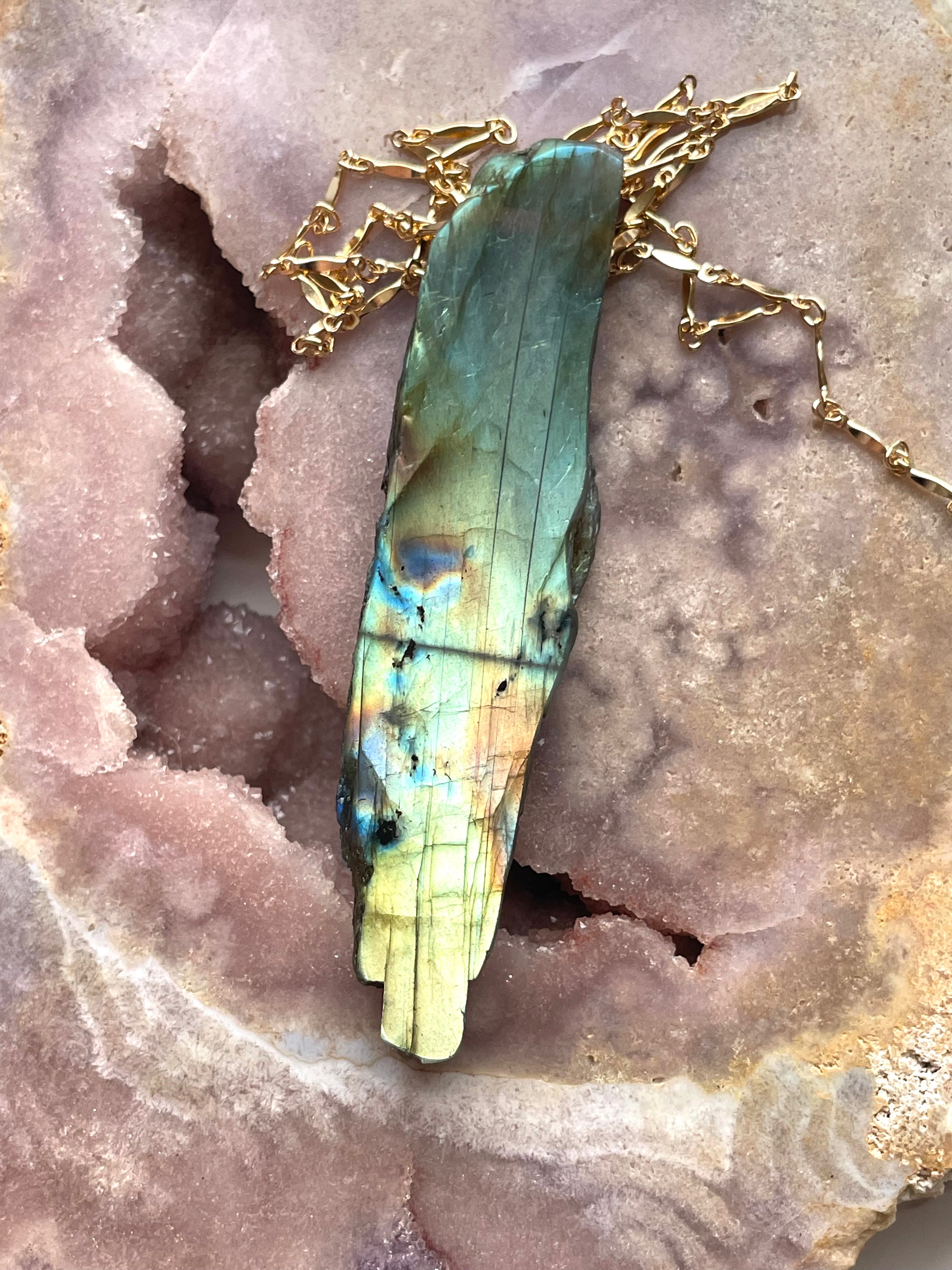 Stunning Large Labradorite Crystal Necklace – Handmade Statement Jewelry for Women – Perfect for Boho, Spiritual & Everyday Wear