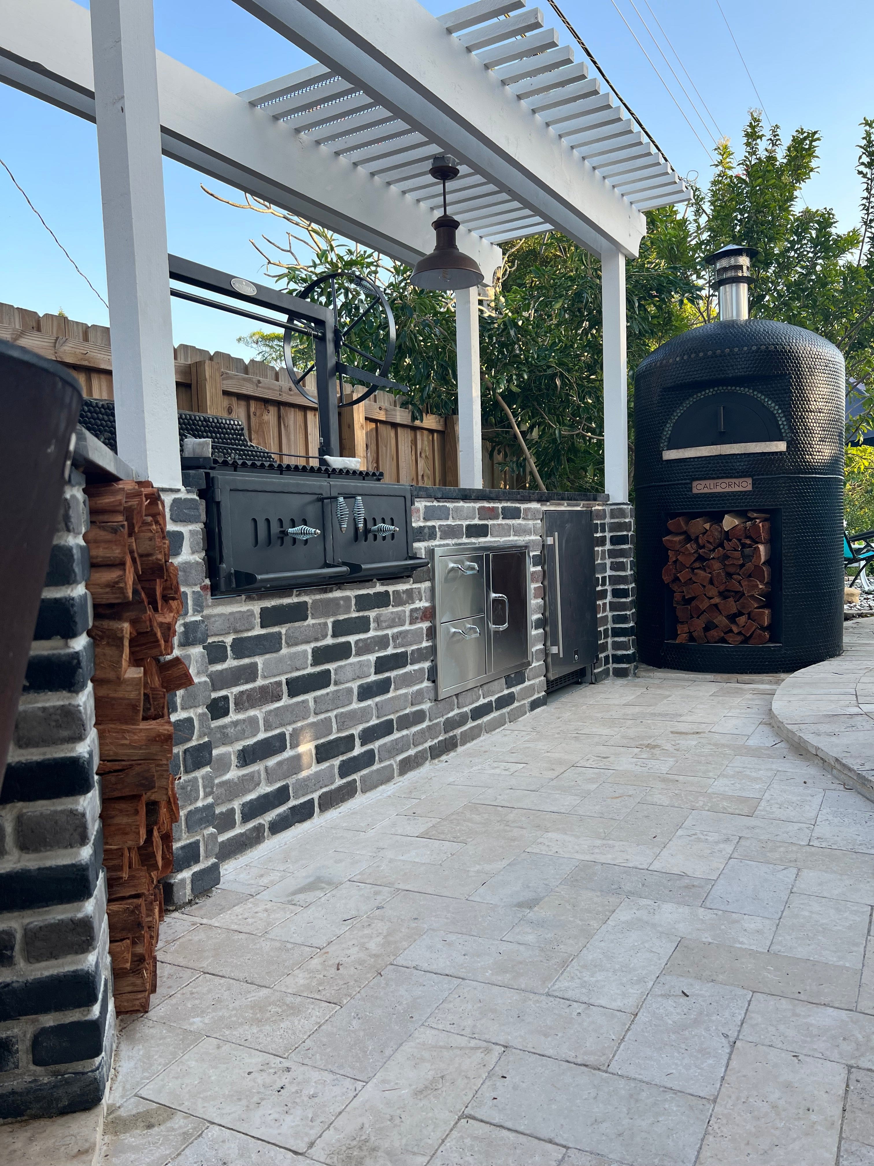 CALIFORNO Bullet Pizza Oven - Portable Outdoor Wood Fired Pizza Maker for Backyard, Camping & Tailgating | Perfect for Home Chefs & Pizza Lovers