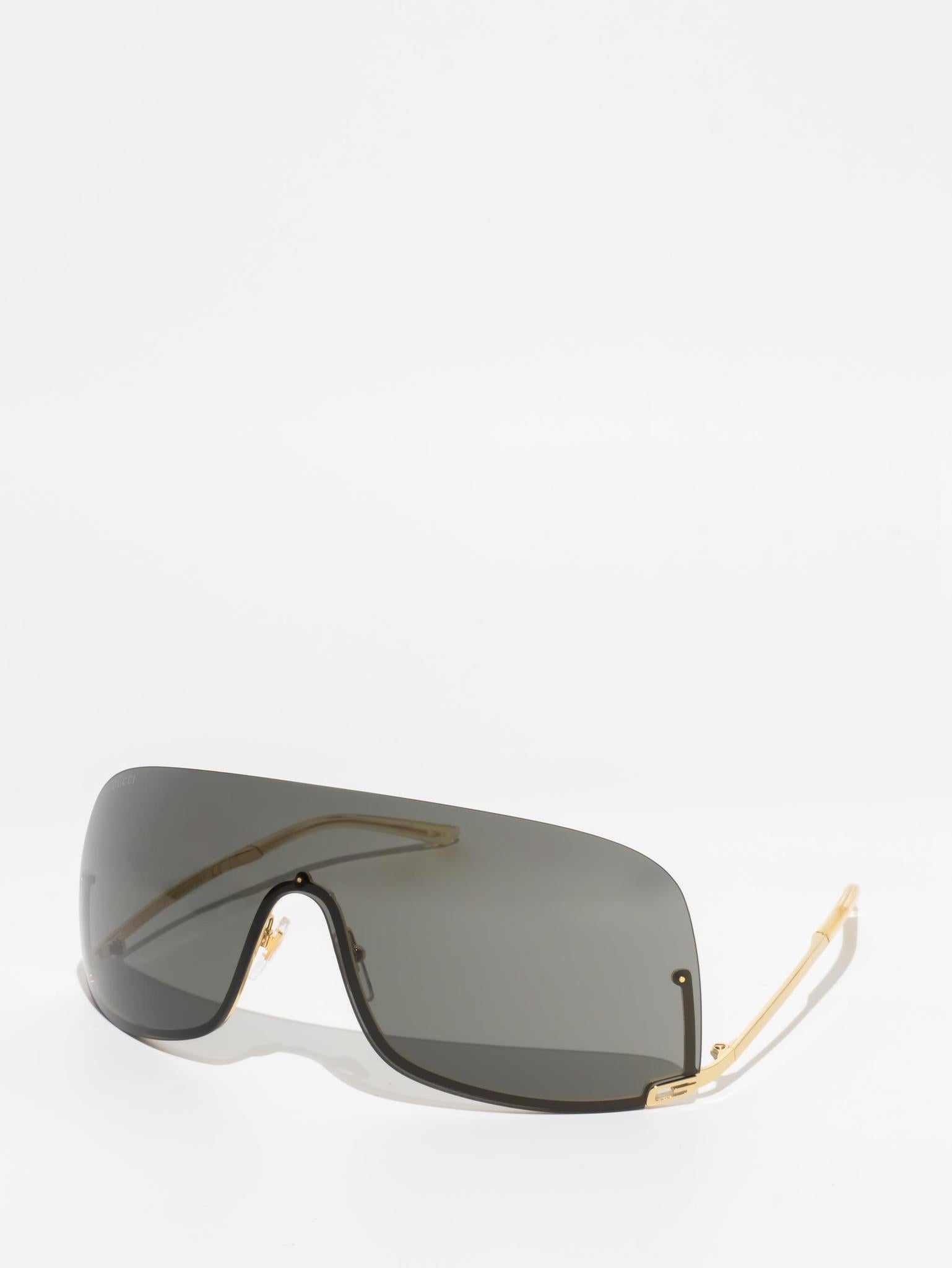 GUCCI GG1560S 001 Gold Aviator Sunglasses for Women - Luxury Fashion Shades for Beach, Driving & Outdoor Activities