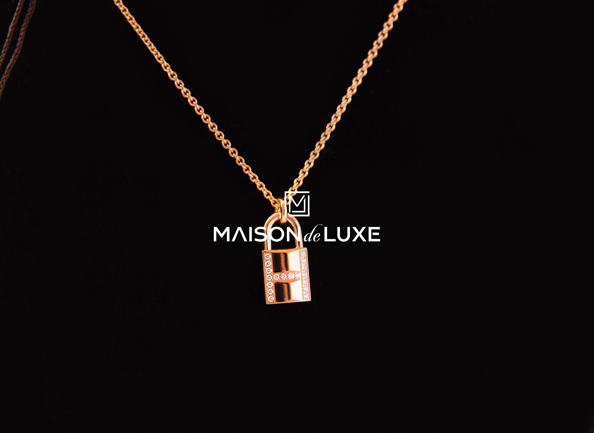 Hermes Rose Gold Amulettes Cadenas Pendant Necklace for Women - Luxury Jewelry Gift for Birthday, Anniversary & Special Occasions