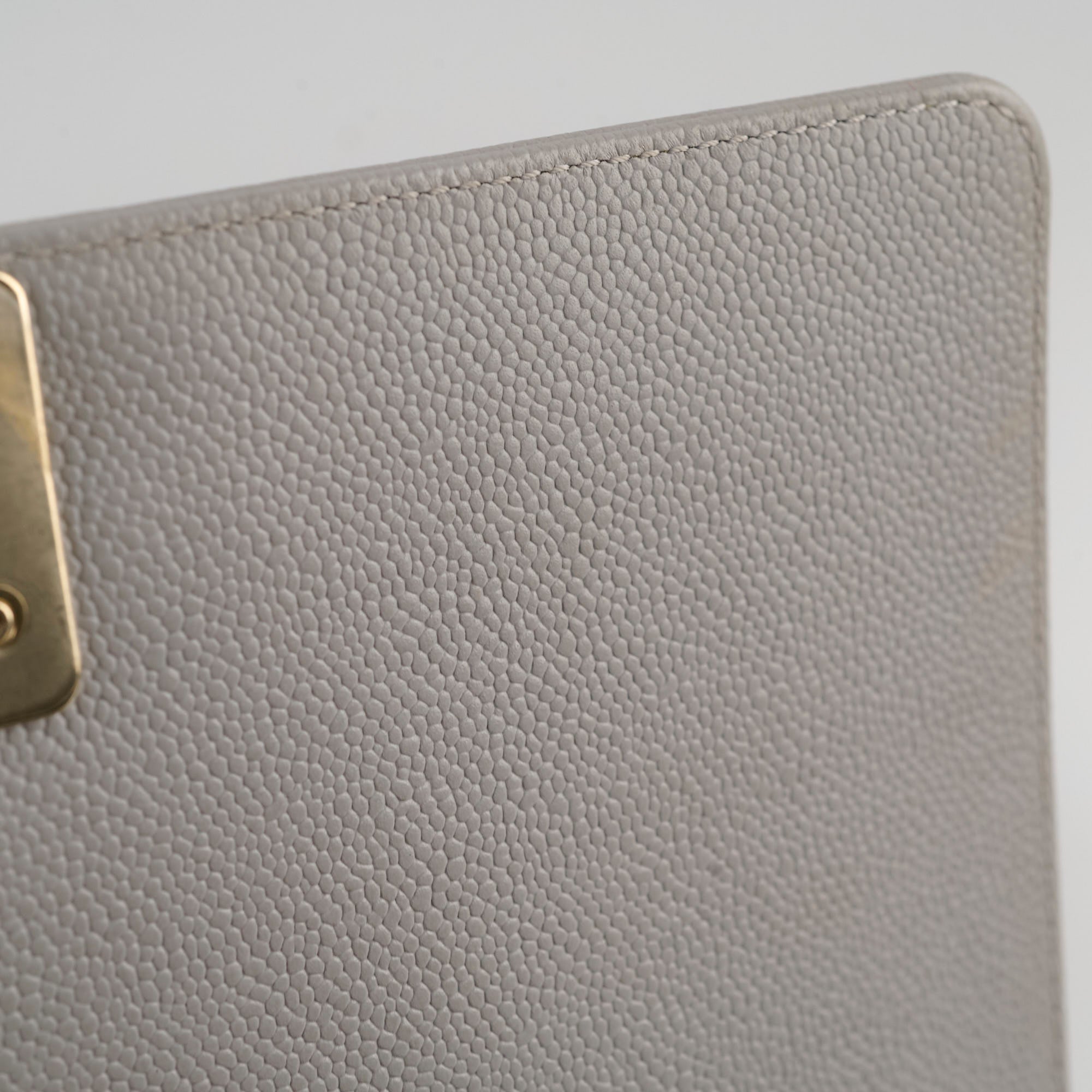 Chanel Caviar Leather Old Medium Flap Bag in Grey with Microchip - Perfect for Luxury Everyday Use & Special Occasions