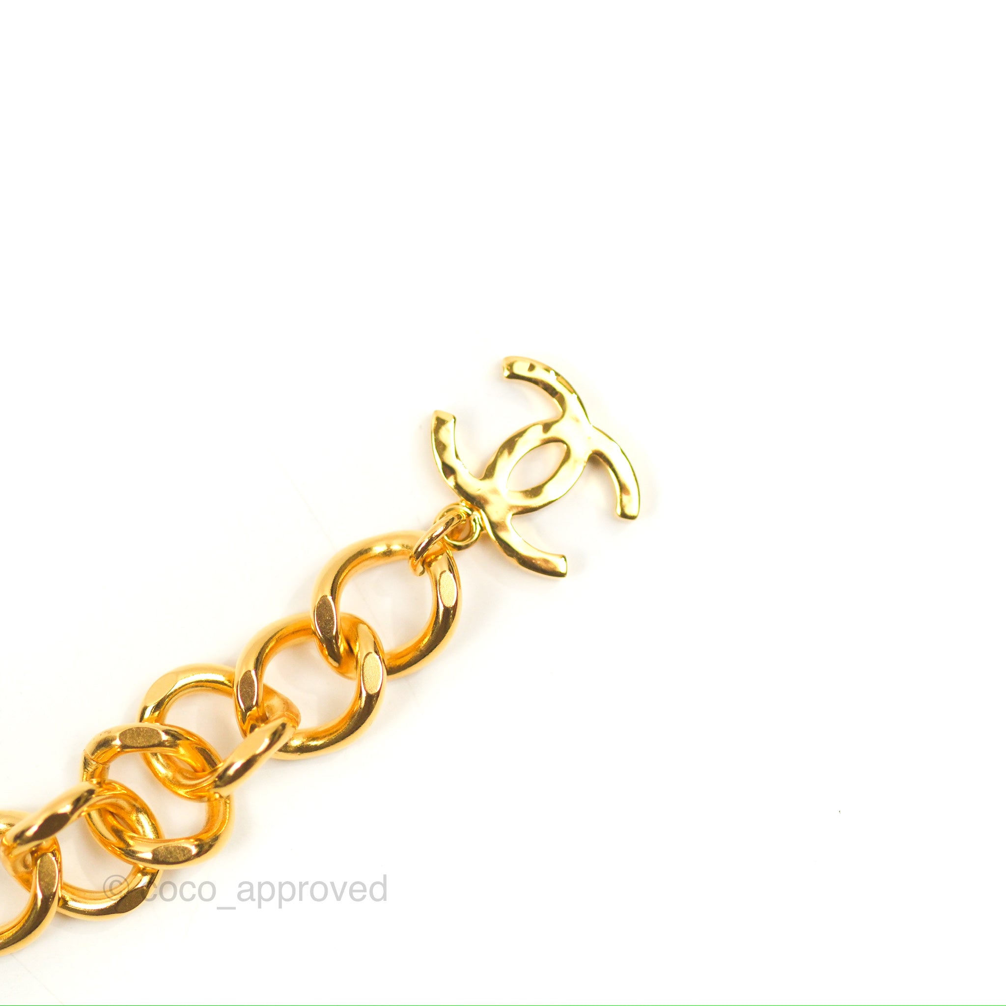 Chanel Chain CC Green Resin Bracelet in Gold Tone 20K - Elegant Fashion Jewelry for Women, Perfect for Parties, Weddings & Special Occasions