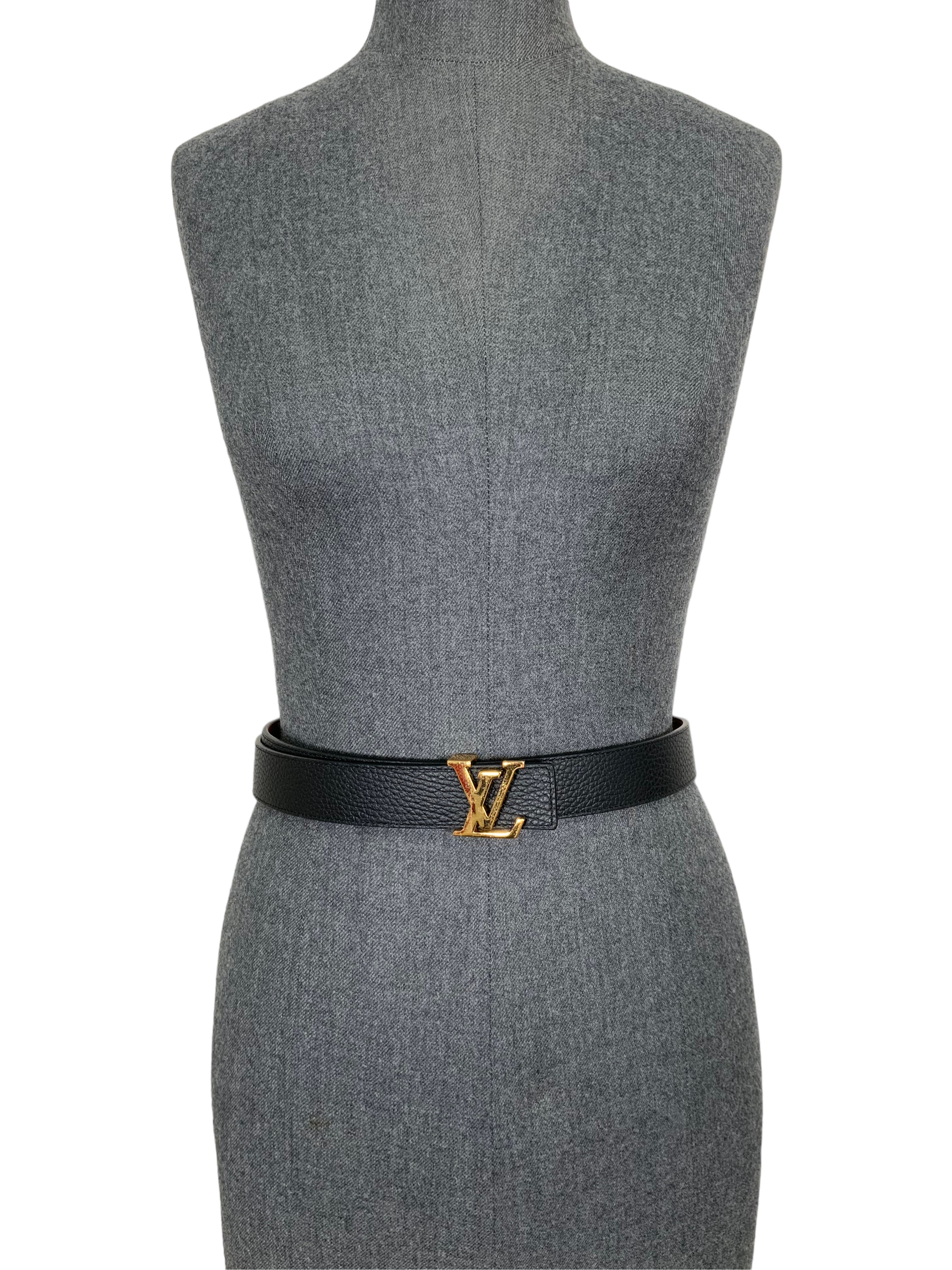 Authentic Louis Vuitton LV Initiales Reversible Leather Belt 105 - Black & Brown - Luxury Unisex Fashion Accessory for Casual & Formal Outfits