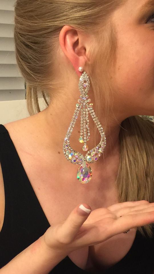 Gold Pageant Earrings for Women - Elegant Miss America Style Jewelry - Perfect for Pageants, Prom, Weddings & Special Occasions