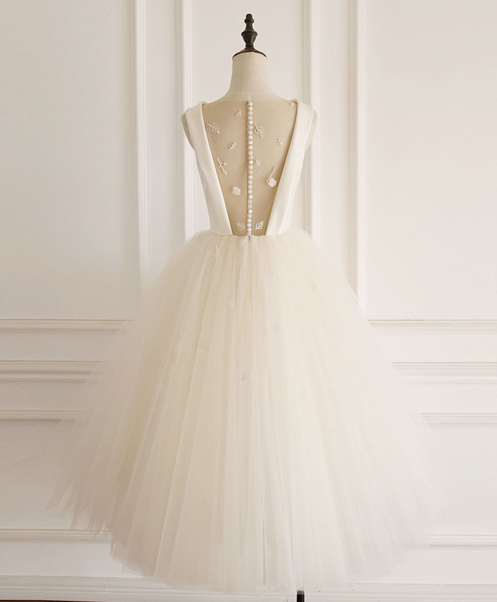Light Champagne Tulle Short Prom Dress - Elegant Homecoming Dress for Teens | Perfect for Prom Night, School Dances & Special Occasions