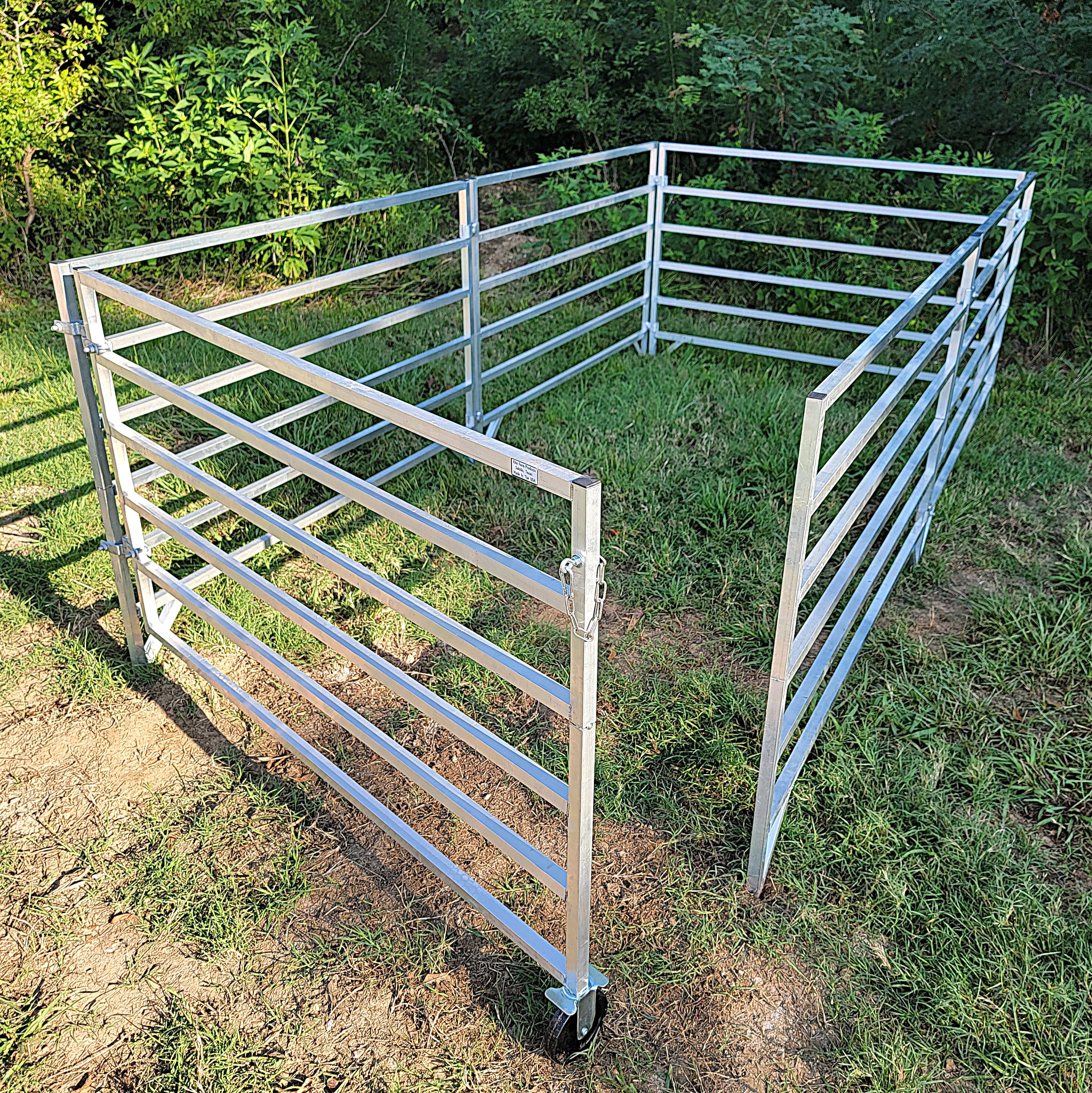 5 Ft X 10 Ft Aluminum 6 Rail Stall Kit with 5 Panels & 1 Gate - Durable Horse Stall for Stable, Barn, or Pasture Fencing