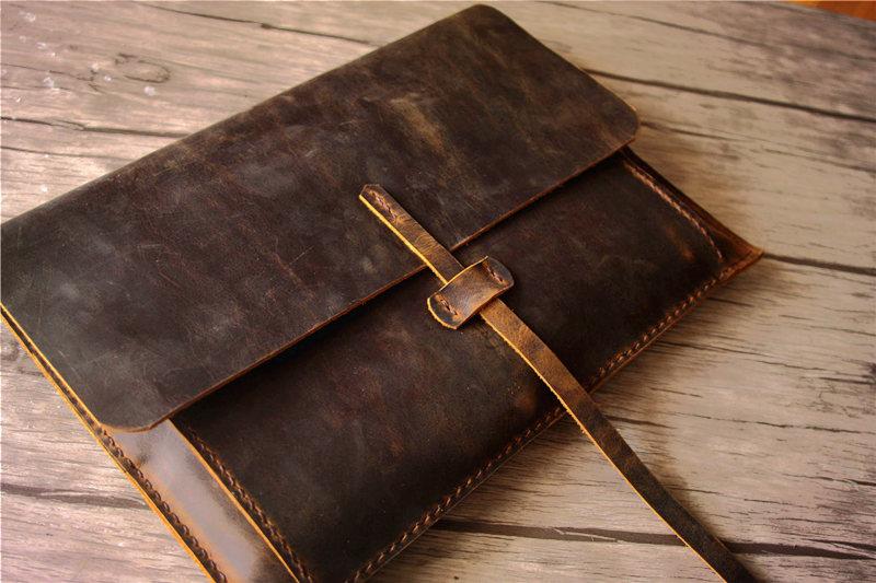 Premium 14 Inch Leather Laptop Sleeve - Customizable Protective Case for MacBook Pro/Air, Business & Travel - Durable & Stylish Laptop Cover for Work, School & Commuting