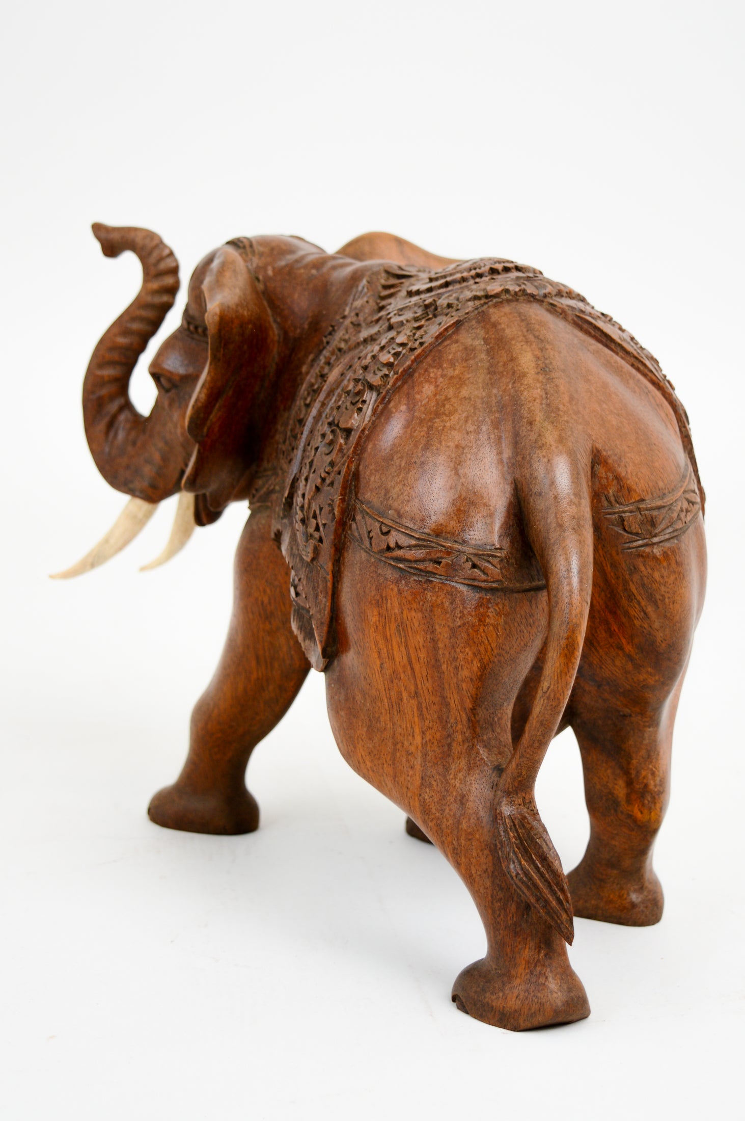 Hand Carved Wooden Elephant Statue - 16 Inch Natural Wood Home Decor for Living Room, Bedroom, Office - Perfect Gift for Elephant Lovers & Feng Shui Decor