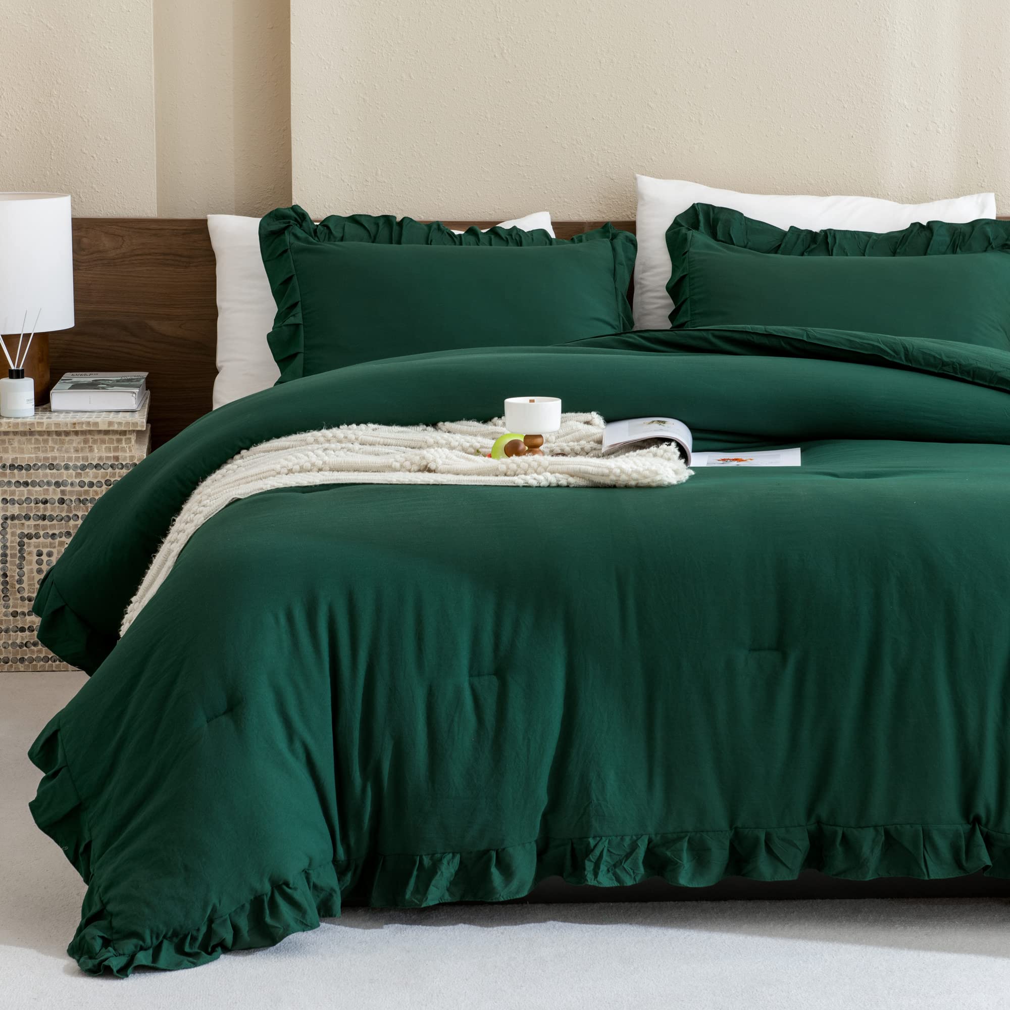 Dark Emerald Green Comforter Set Queen - 3 Piece Solid Ruffle Farmhouse Bedding | Lightweight Soft Ruffled Comforter for All Seasons | Perfect for Guest Rooms, Master Bedrooms & Cozy Farmhouse Decor