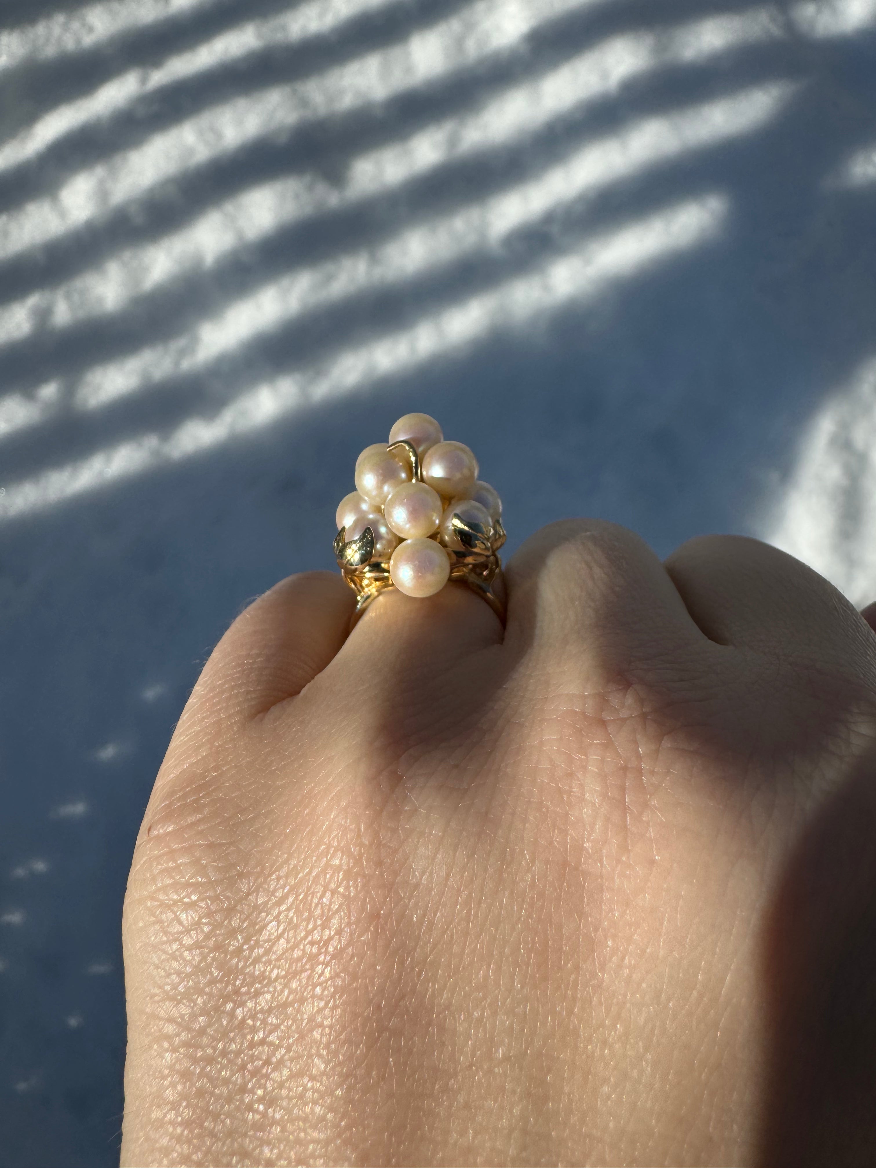 Elegant Cluster Pearl Ring for Women - Vintage Style Pearl Jewelry Gift for Wedding, Party & Special Occasions