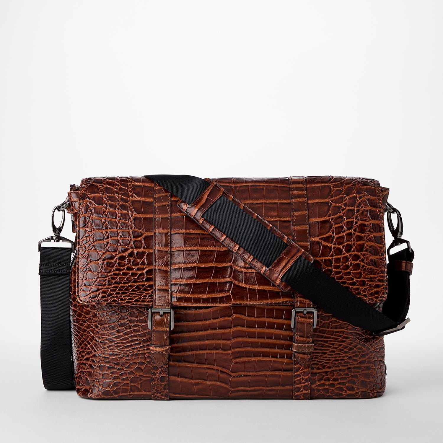 Mason Messenger Bag in Chestnut Brown - Baypoint M80234500185 - Perfect for Work, Travel & Everyday Use