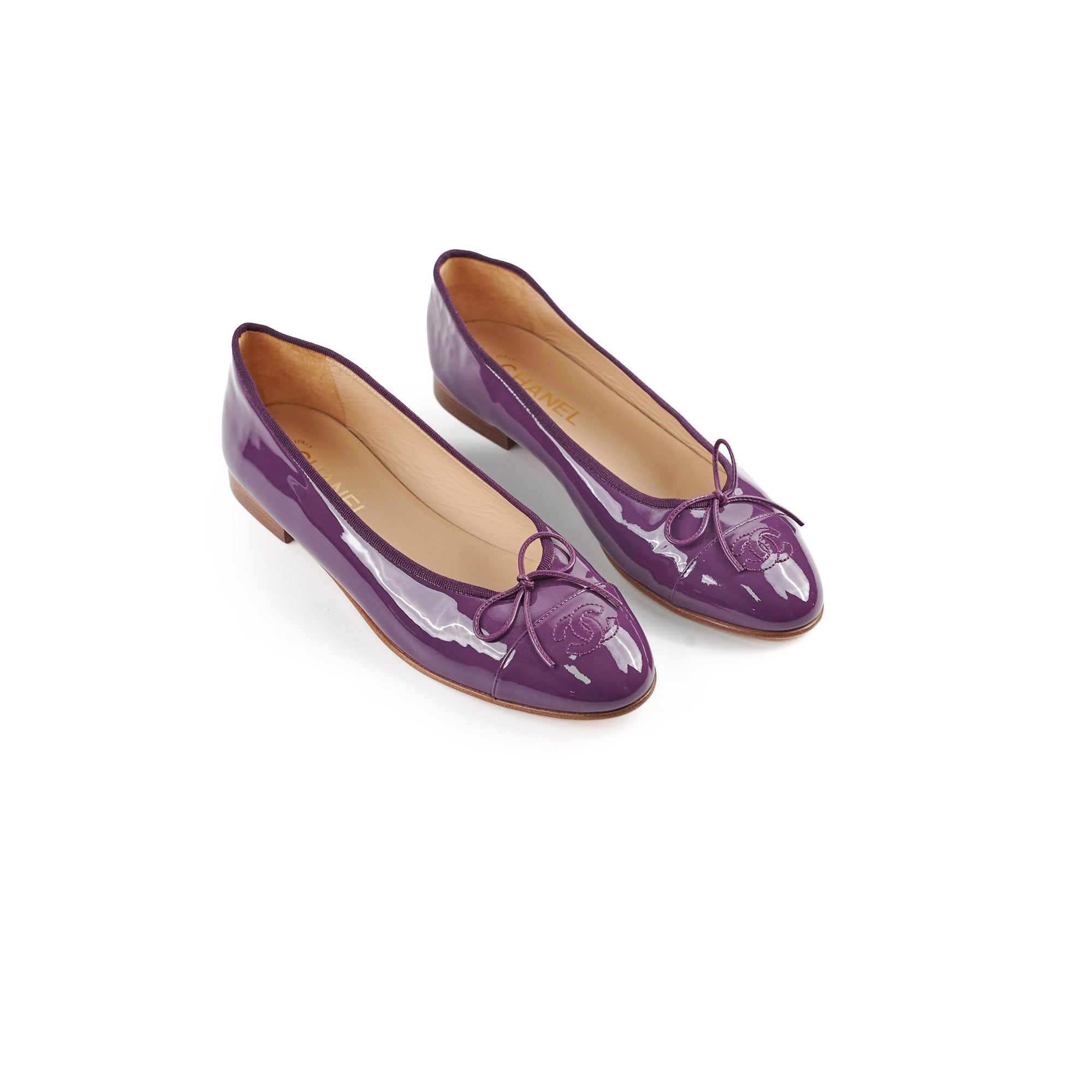 Chanel Purple Patent Leather Bow Ballet Flats Size 40C - Elegant Women's Dress Shoes for Parties, Weddings & Formal Occasions