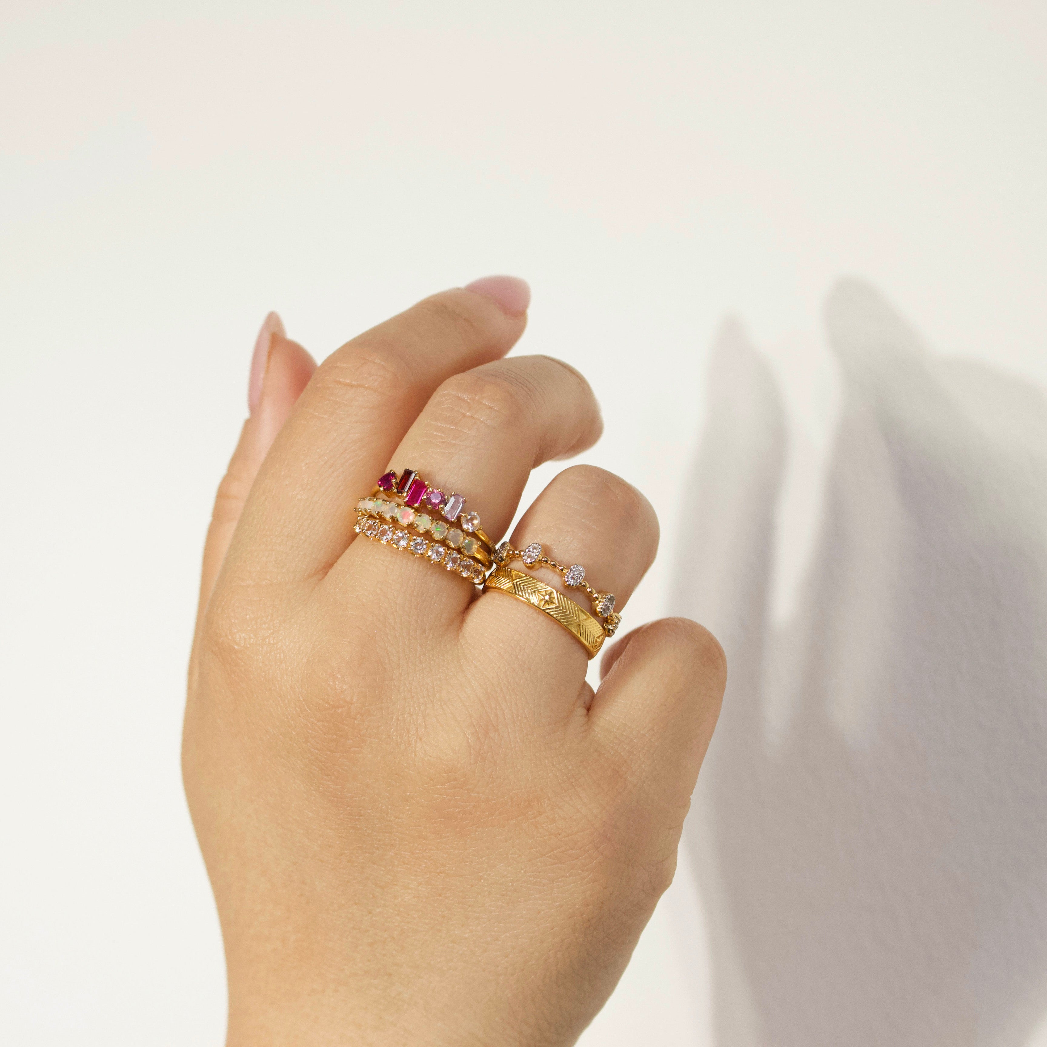 Elegant Pink Ombre Semi-Precious Stone Ring for Women - Perfect for Garden Parties, Weddings & Special Occasions