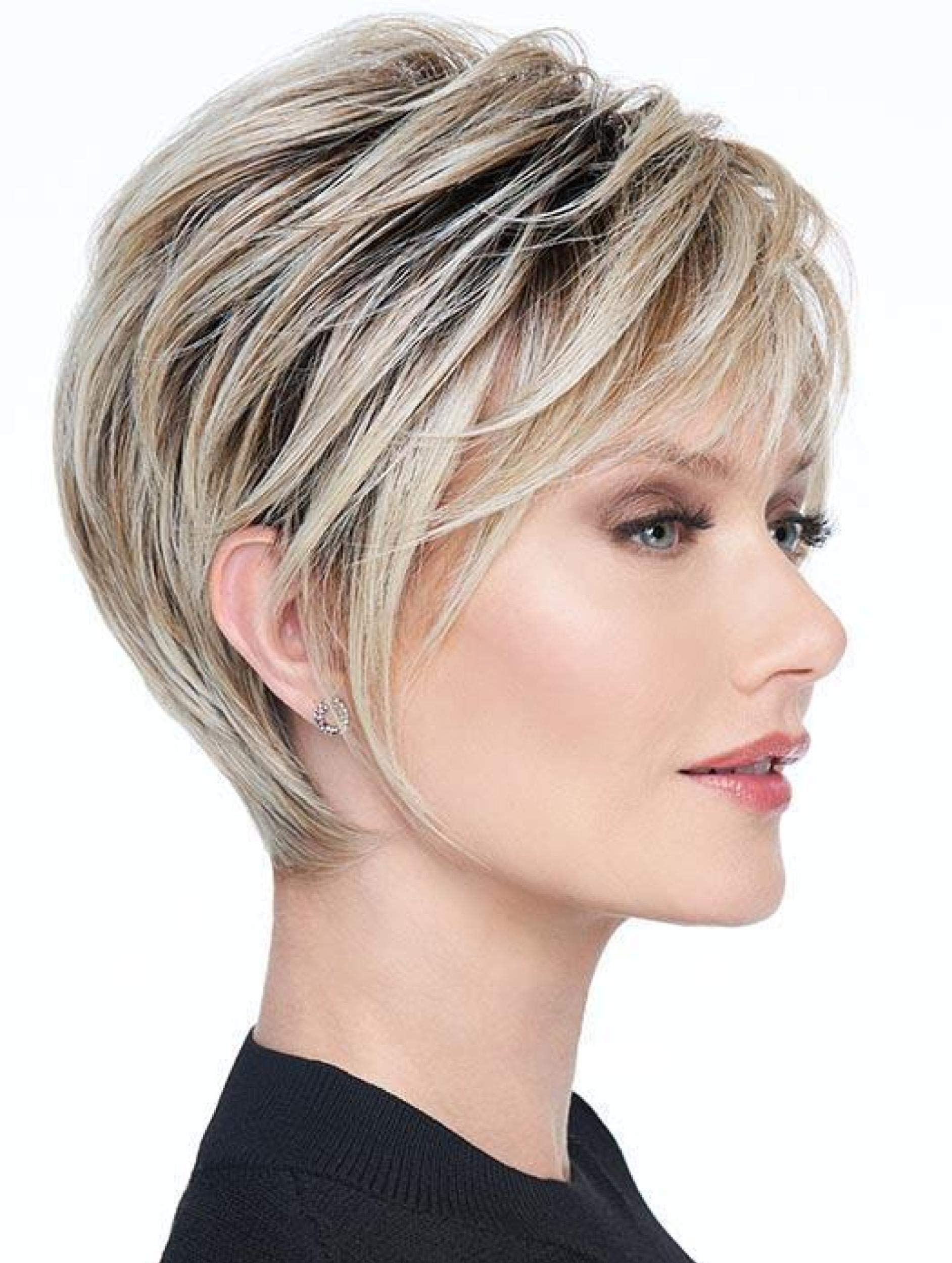 Raquel Welch On Your Game Wig Bundle - 5 Items: Synthetic Wig, Christy's Wigs Q&A Booklet, 2oz Travel Size Wig Shampoo, HD Smooth & Wide Tooth Comb (Color RL2925) - Perfect for Cosplay, Costume Parties & Everyday Styling