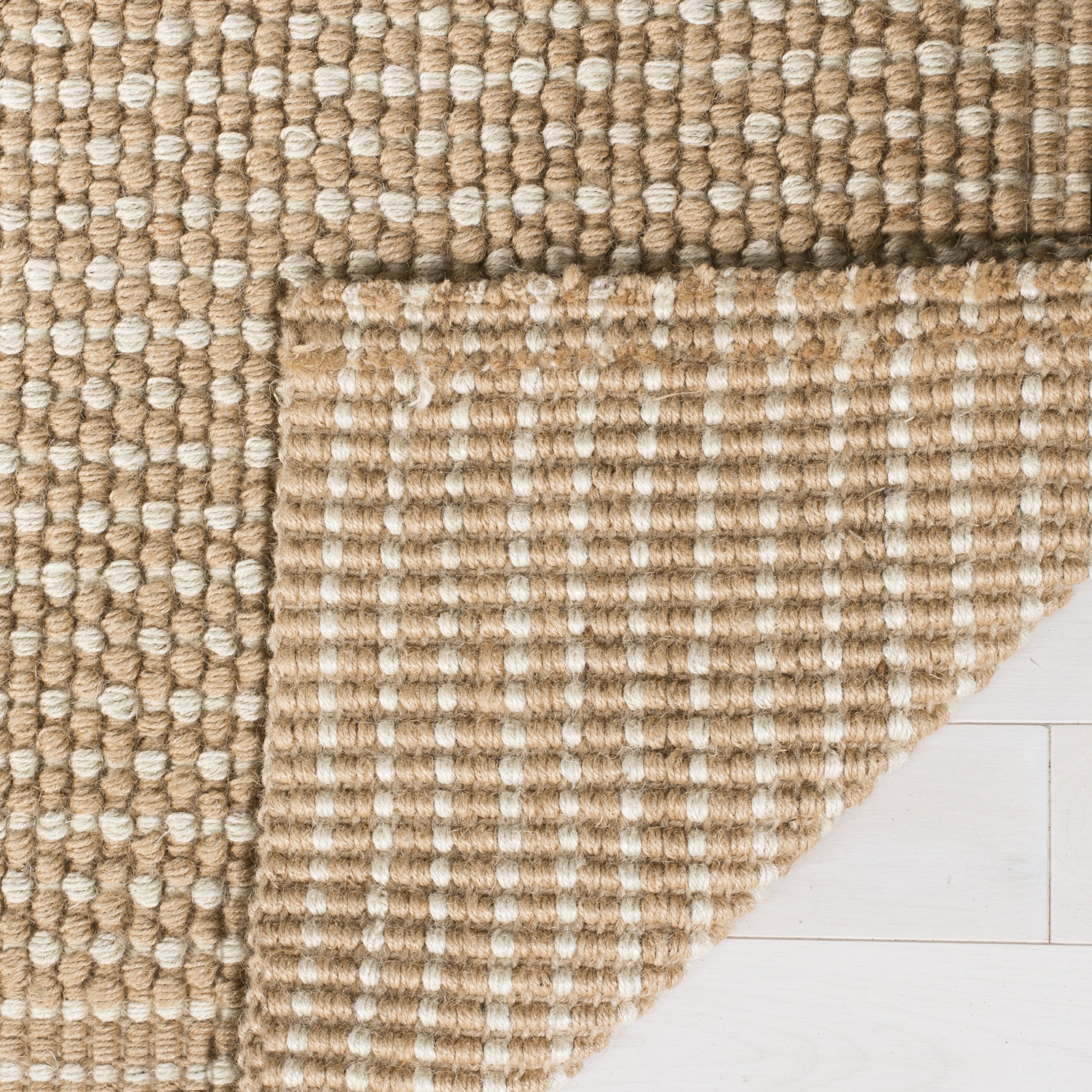 SAFAVIEH Natural Fiber Handmade Jute Area Rug - 6' Square Ivory Beige, Eco-Friendly Floor Mat for Living Room, Bedroom & High Traffic Areas | Durable Home Decor (NF449A) Perfect for Bohemian & Coastal Style Interiors